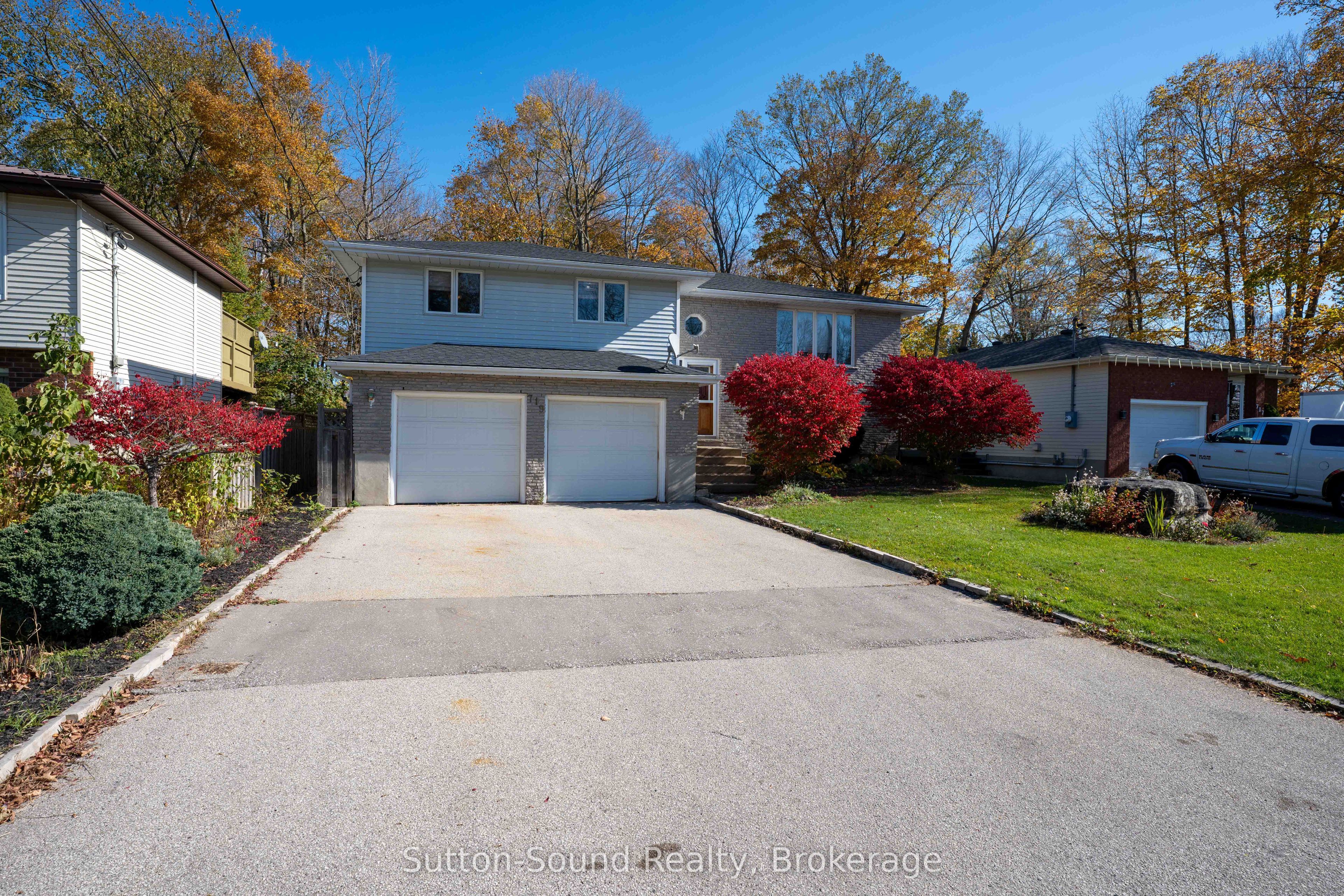 719 Mcnaughton Street Property Photo 1