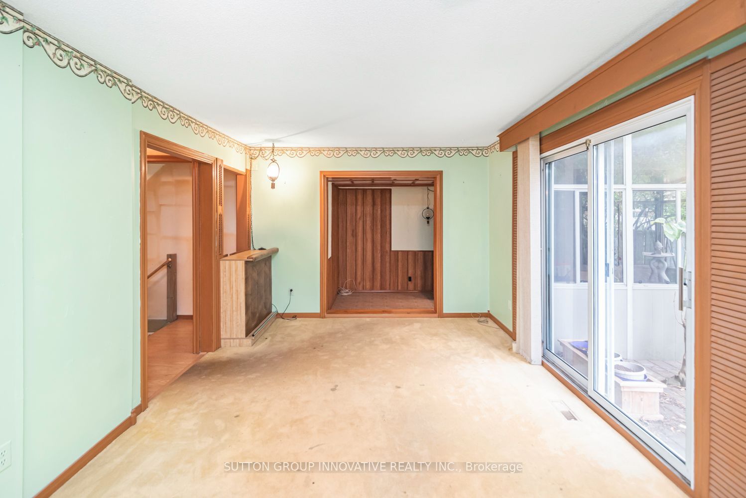 160 Birchcliffe Crescent Property Photo 14