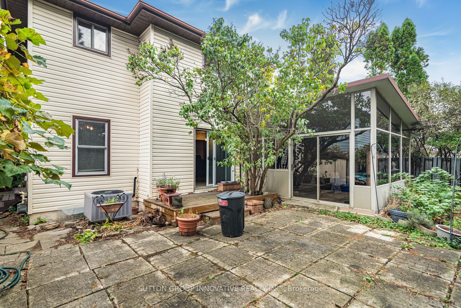 160 Birchcliffe Crescent Property Photo 42