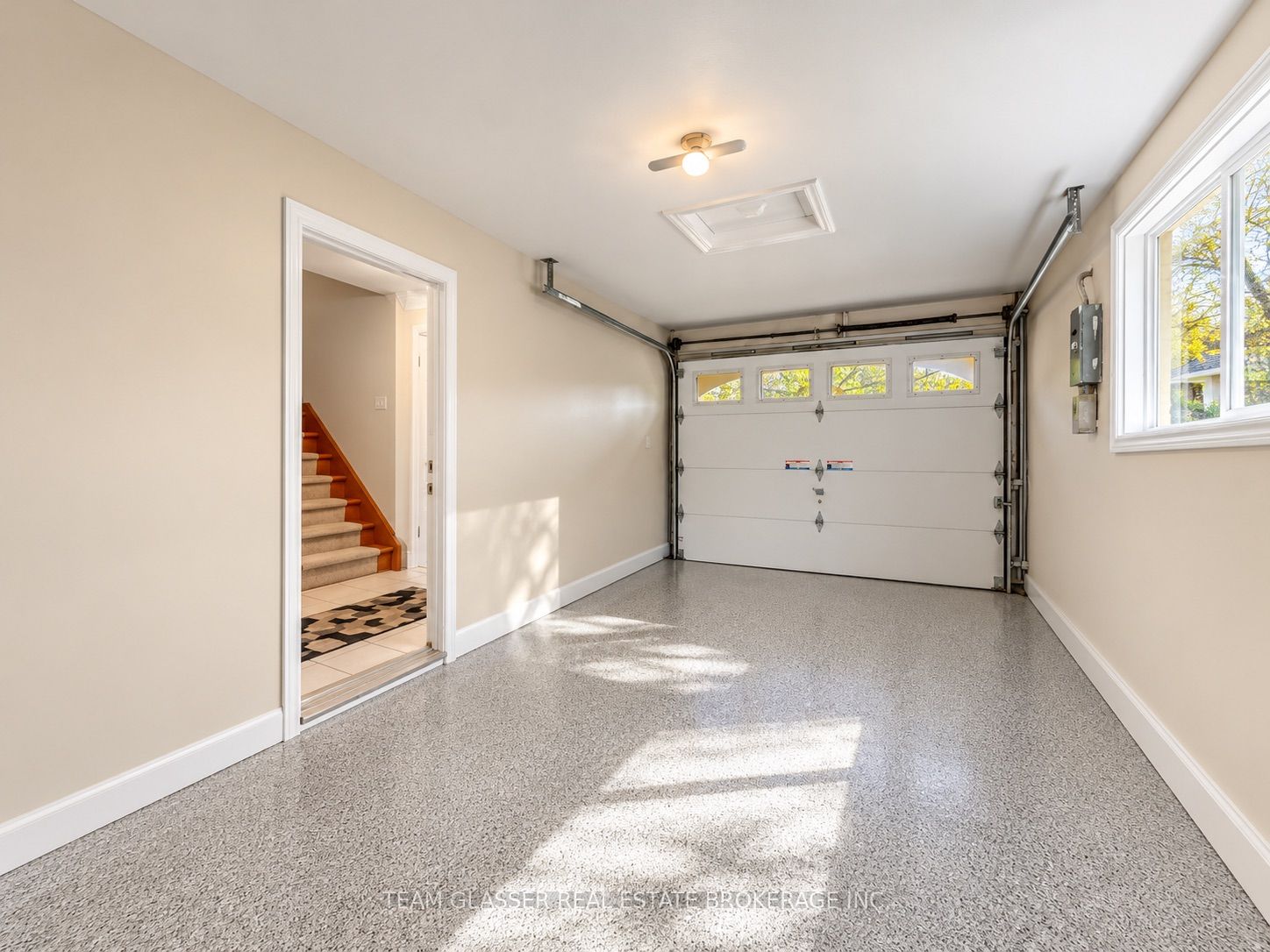 7 Harrow Court Upper Property Photo 3