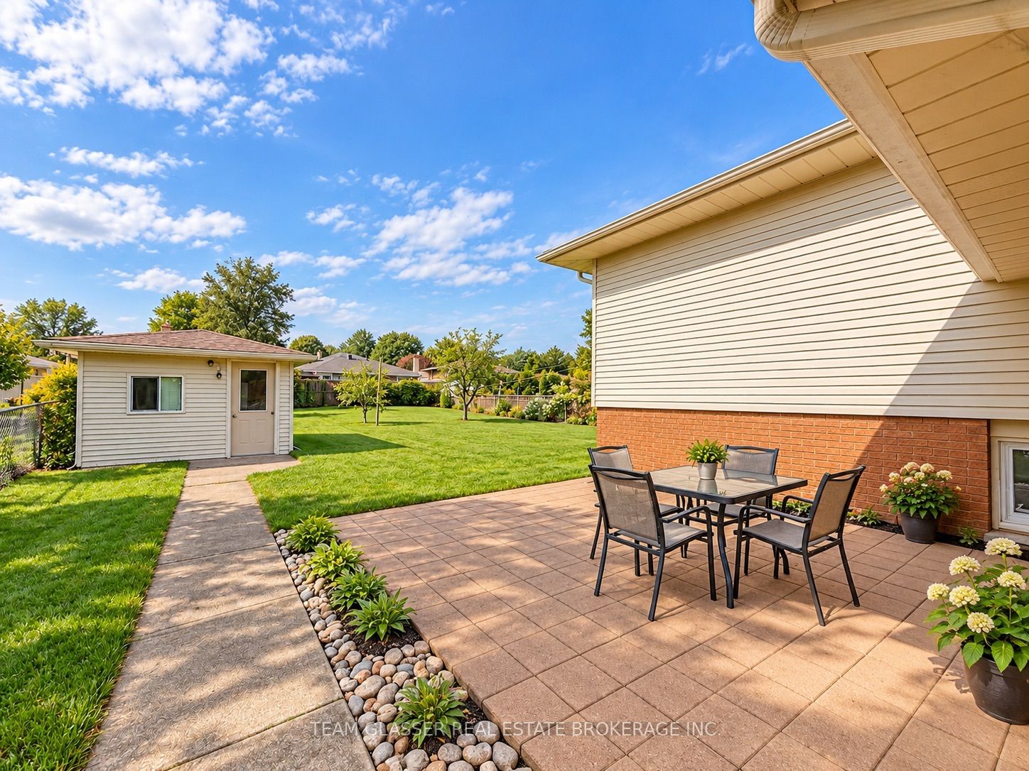 7 Harrow Court Upper Property Photo 4
