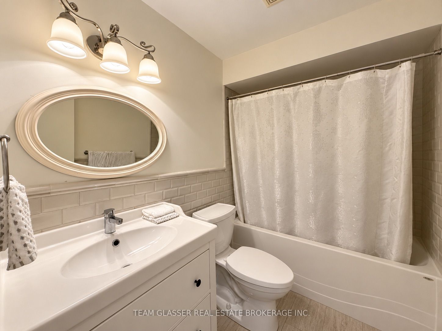 7 Harrow Court Upper Property Photo 13