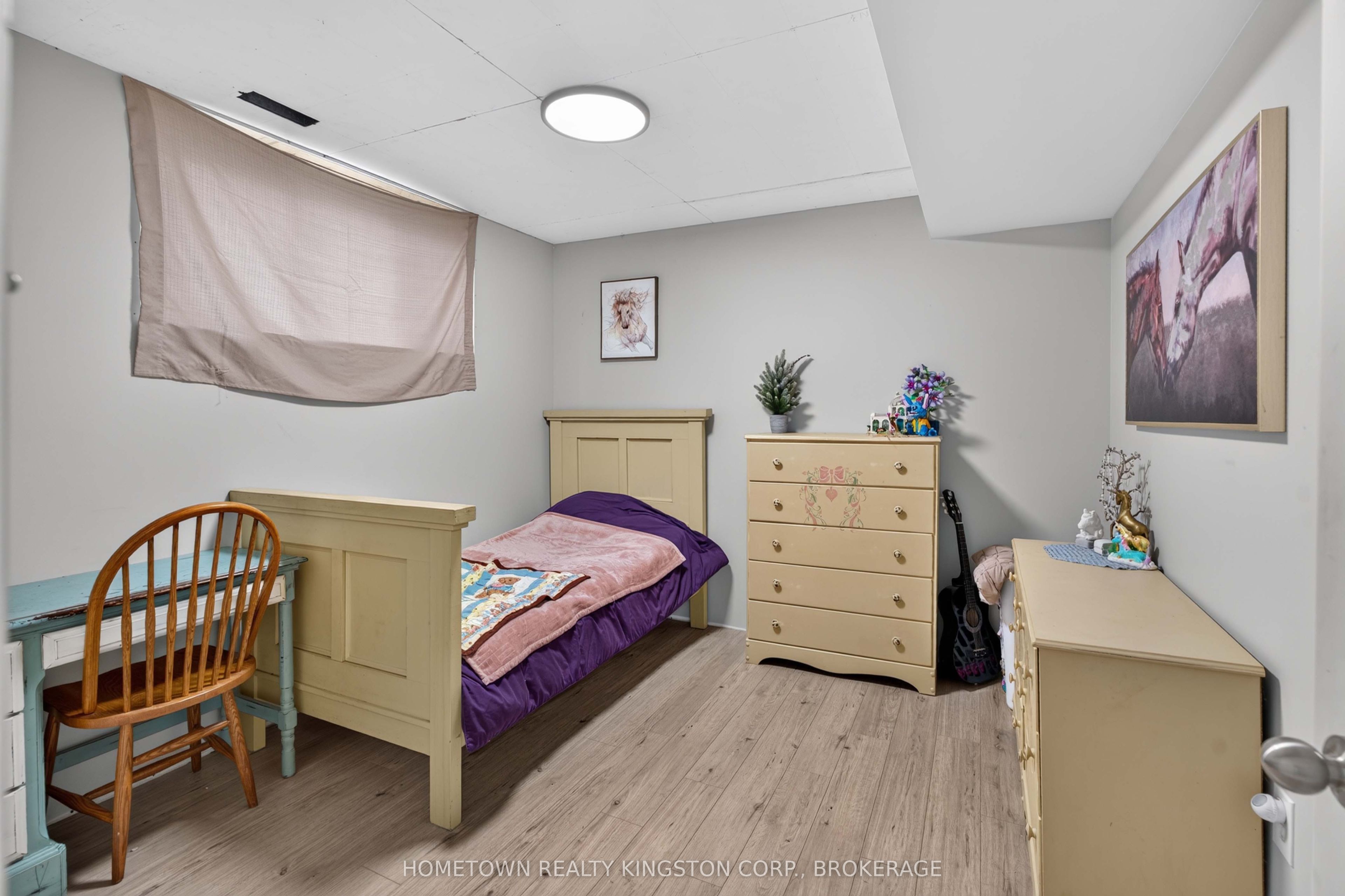 192 Camberley Crescent Property Photo 12