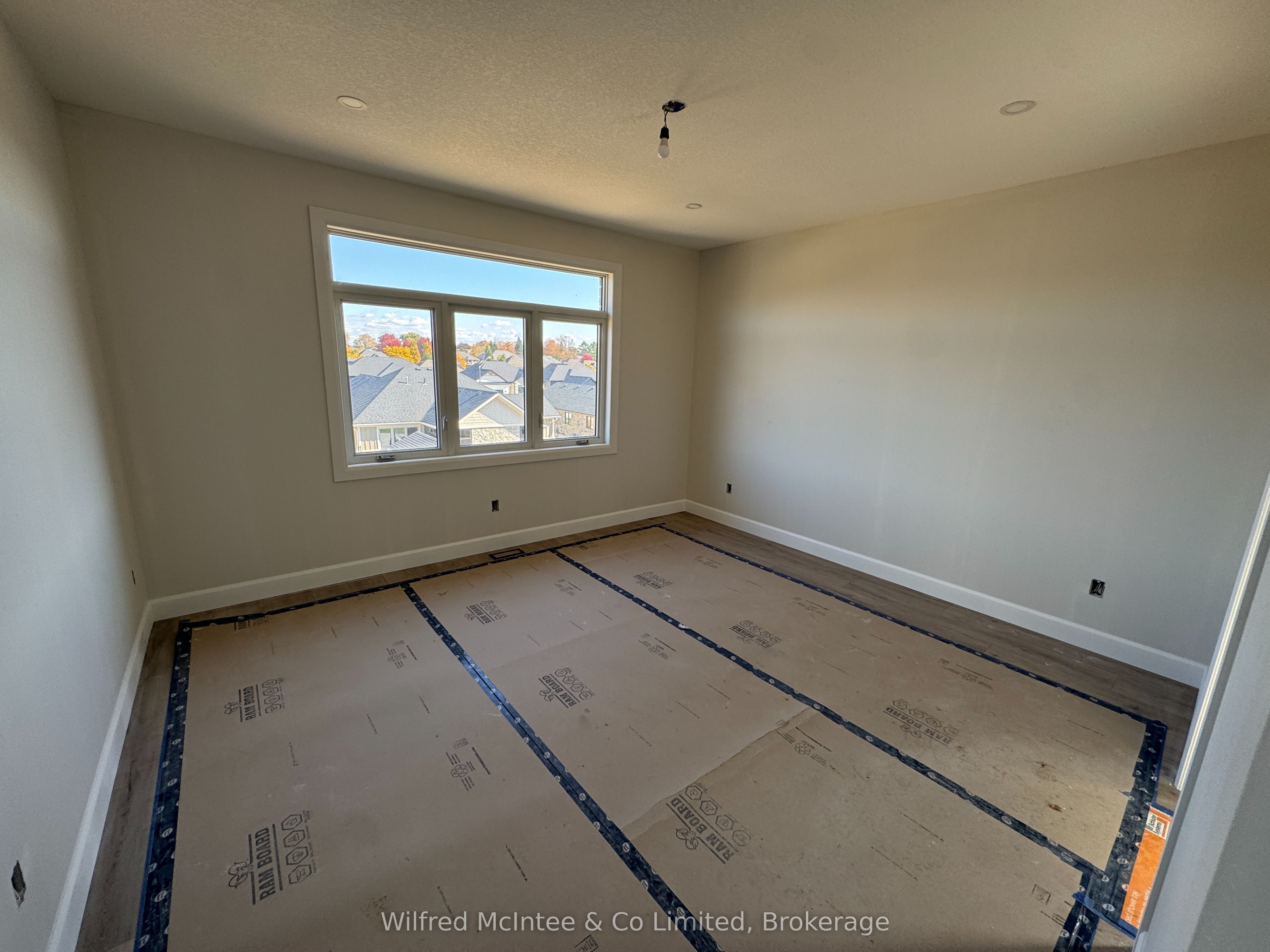 134 Devinwood Avenue Property Photo 4