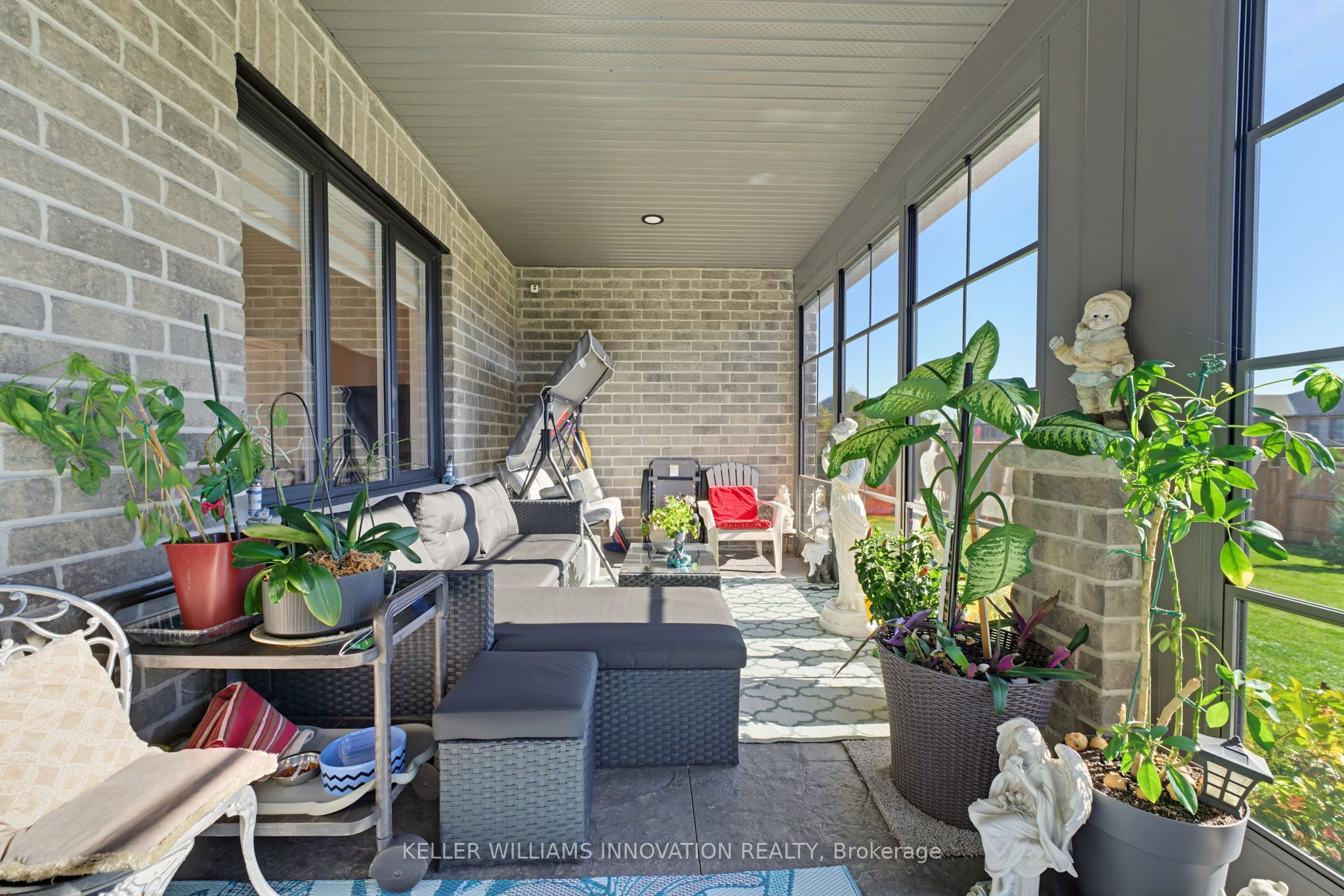 24 Winchester Crescent Property Photo 29