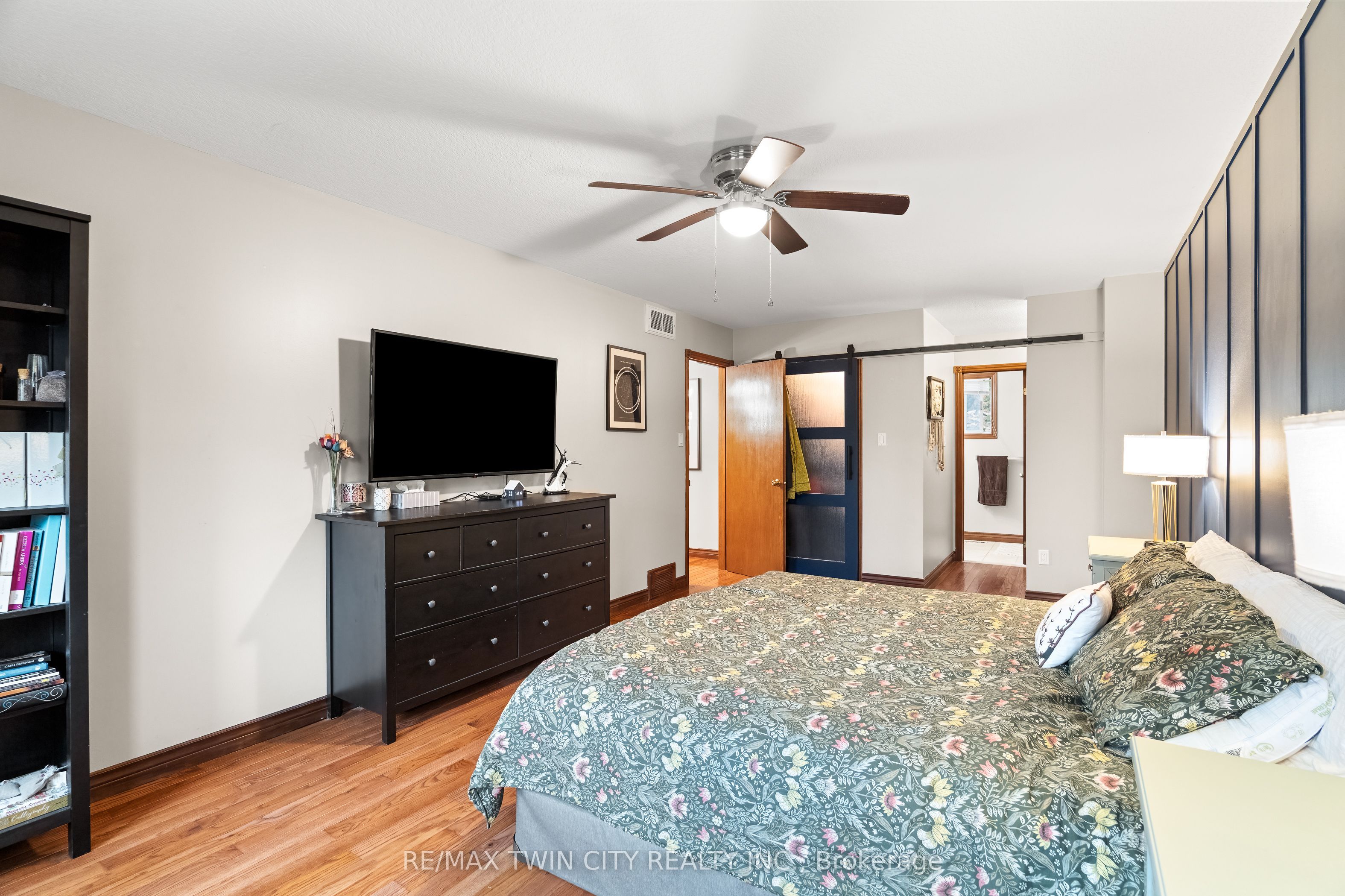 98 Wallace Drive Property Photo 16