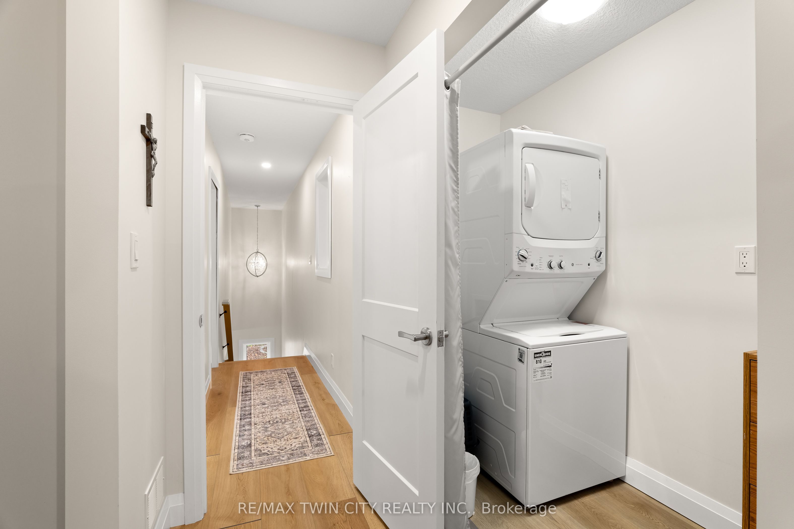 98 Wallace Drive Property Photo 36