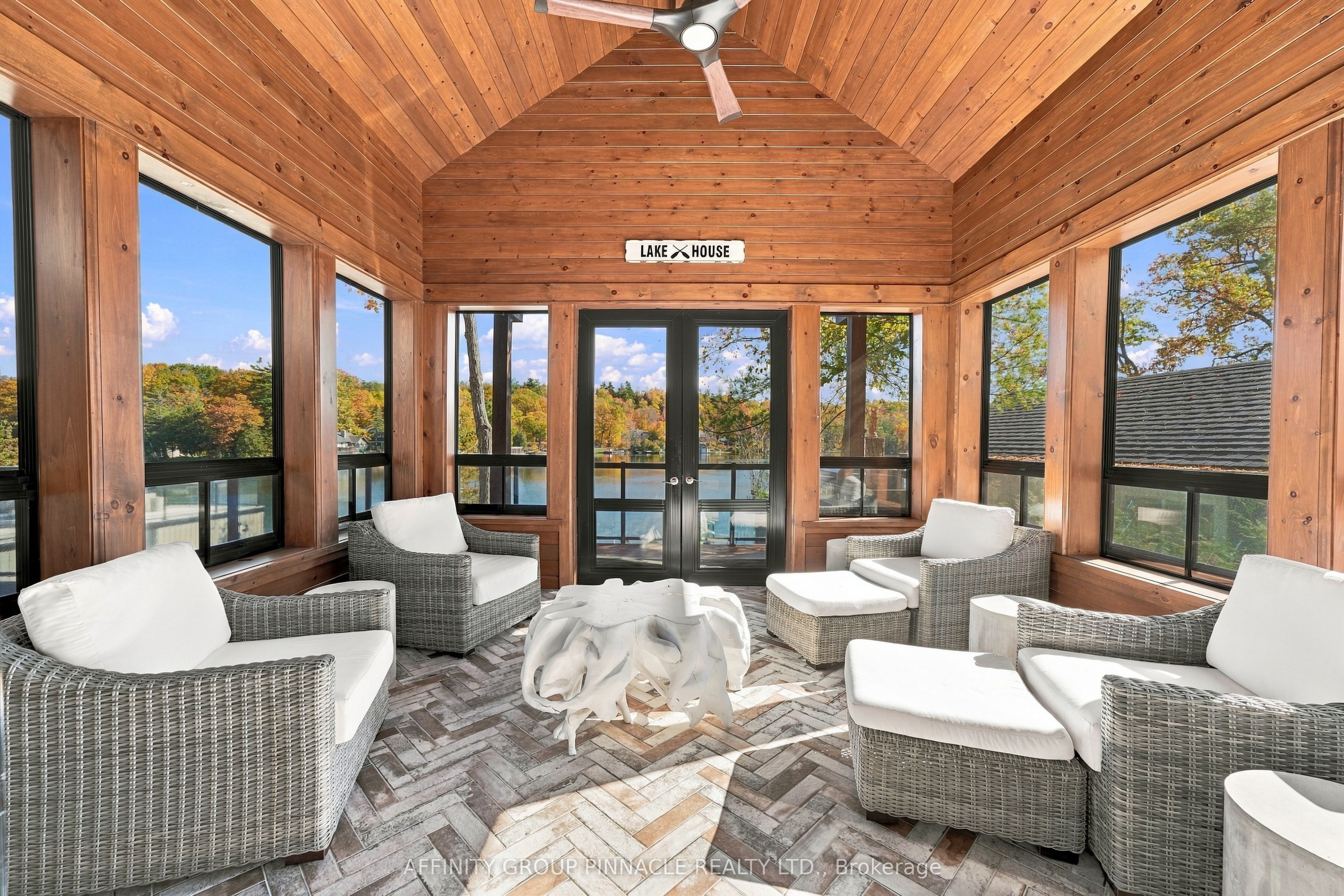47 Sugar Bush Trail Property Photo 17