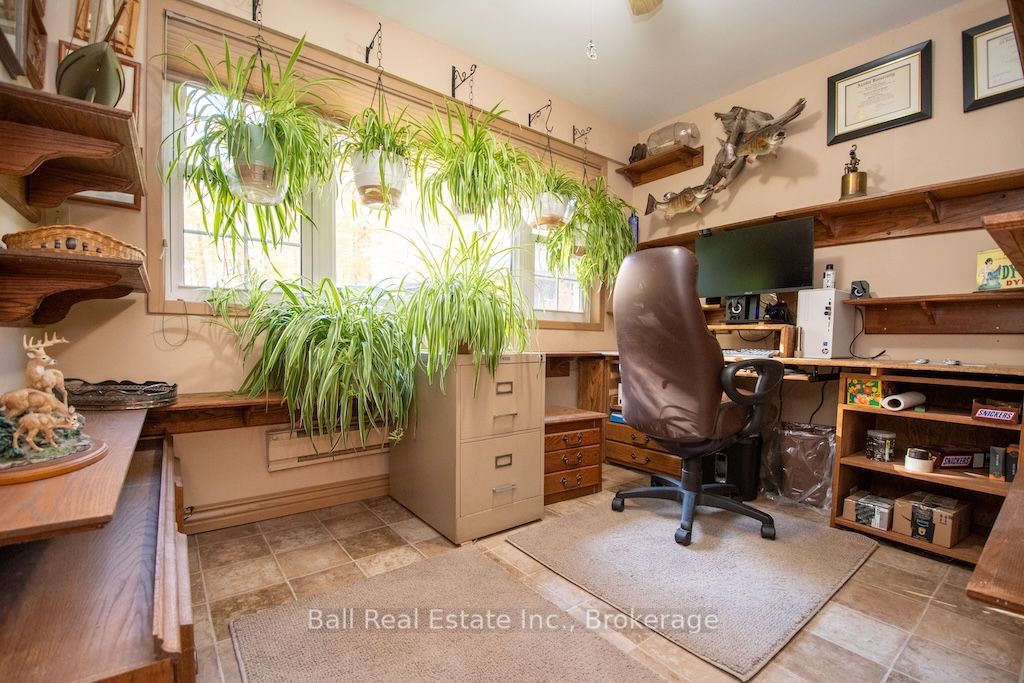758 Duffus Drive Property Photo 18