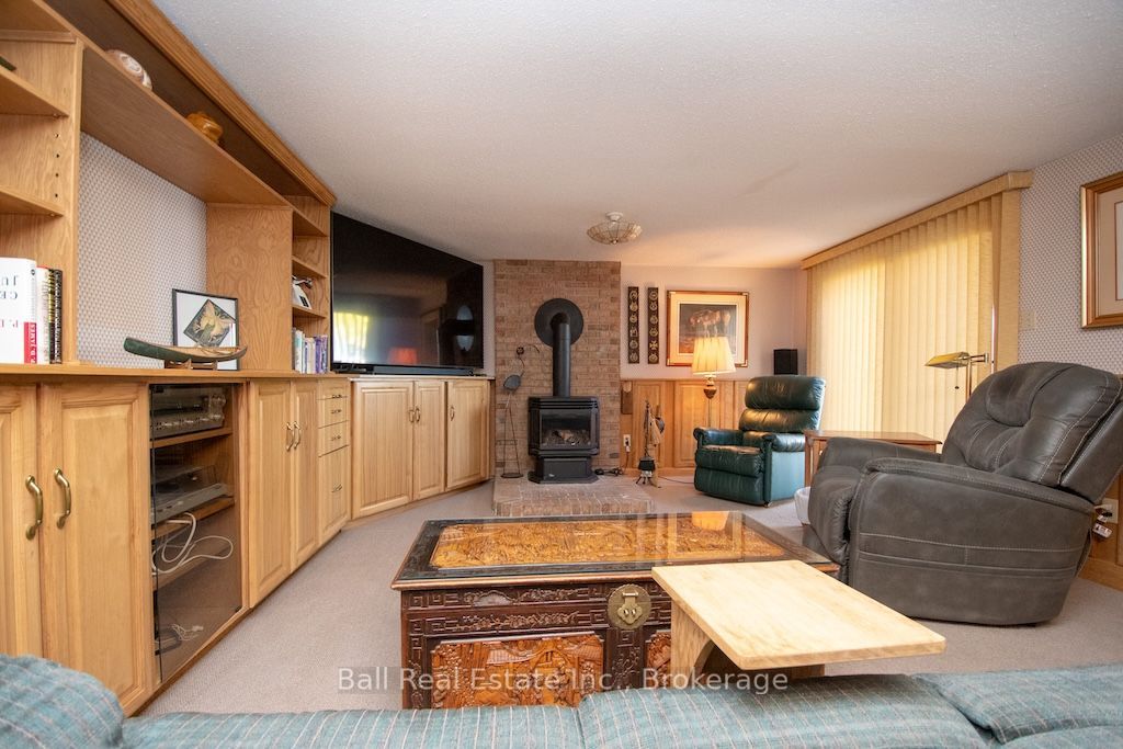 758 Duffus Drive Property Photo 38