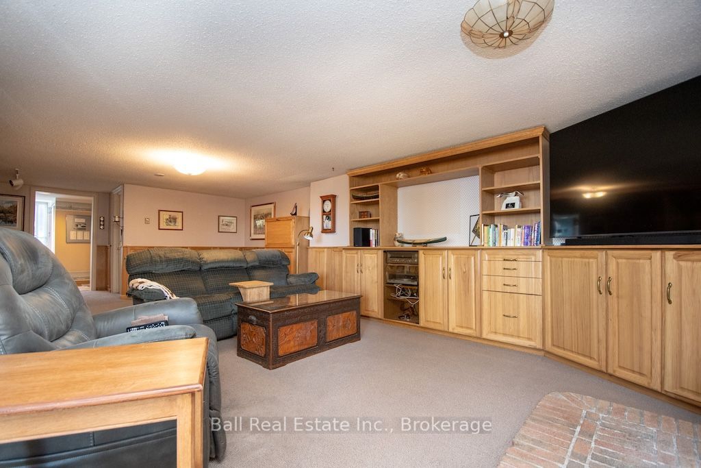 758 Duffus Drive Property Photo 40