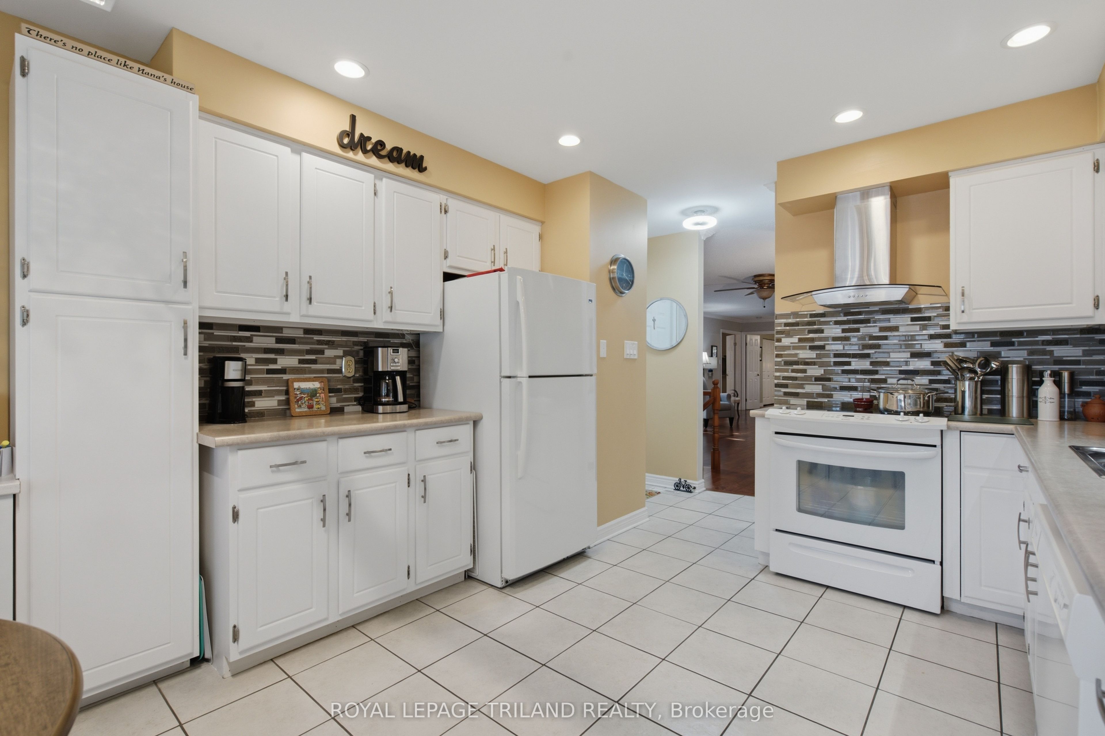 163 Pine Valley Drive 48 Property Photo 12
