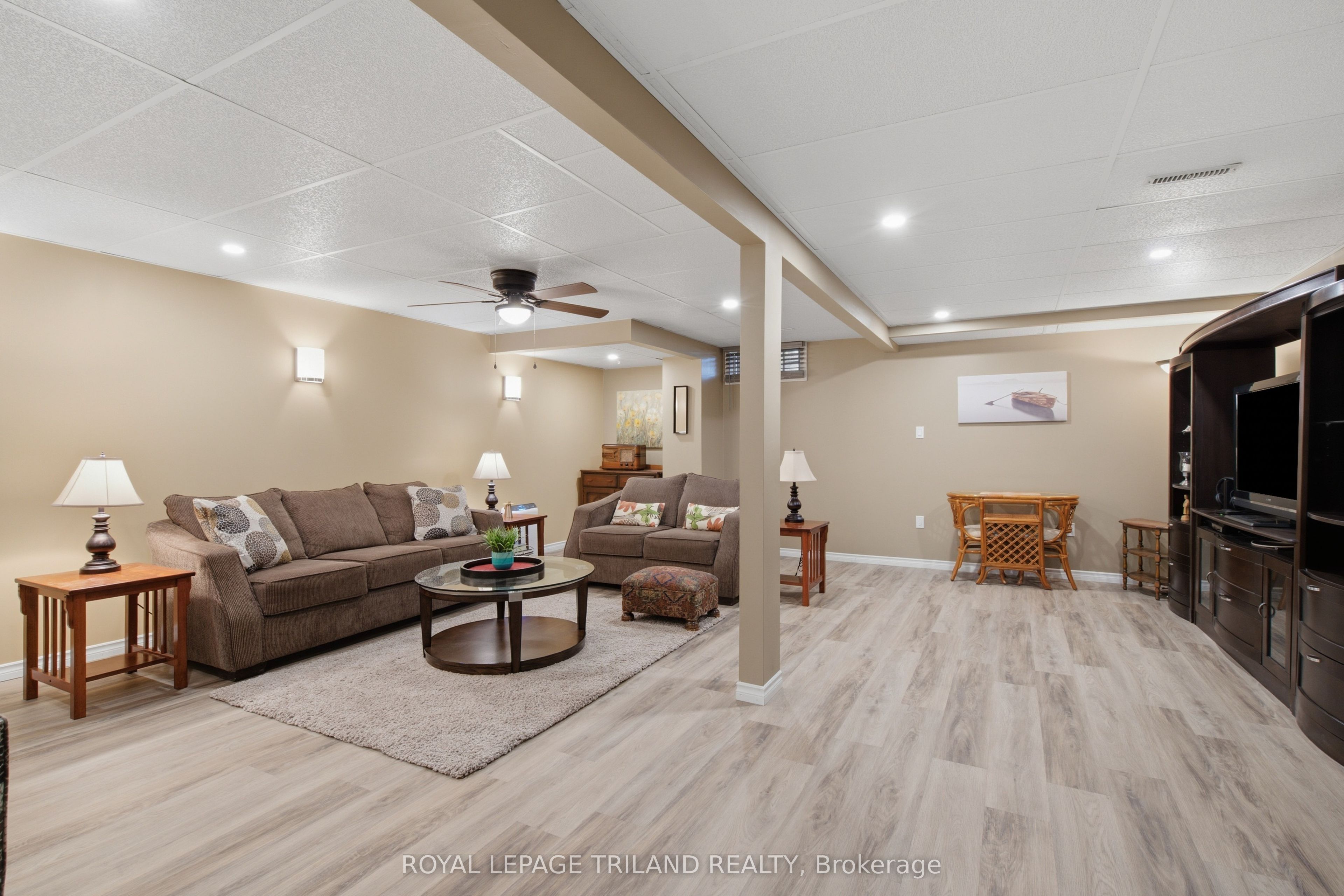 163 Pine Valley Drive 48 Property Photo 27