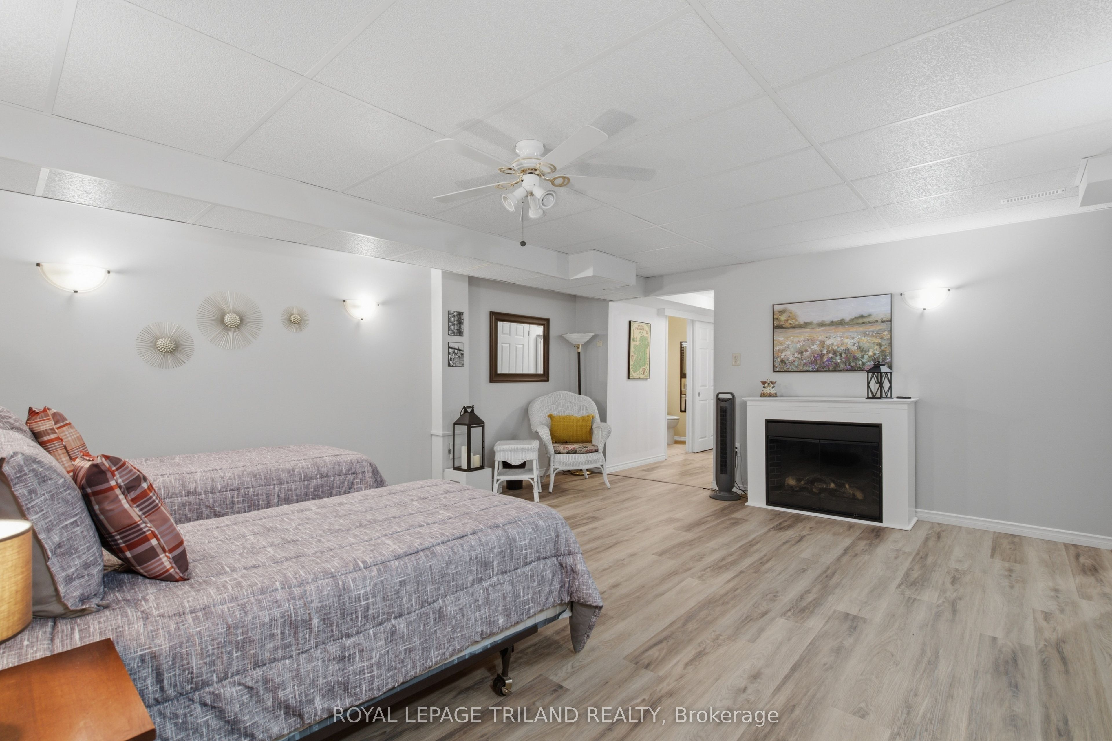 163 Pine Valley Drive 48 Property Photo 32