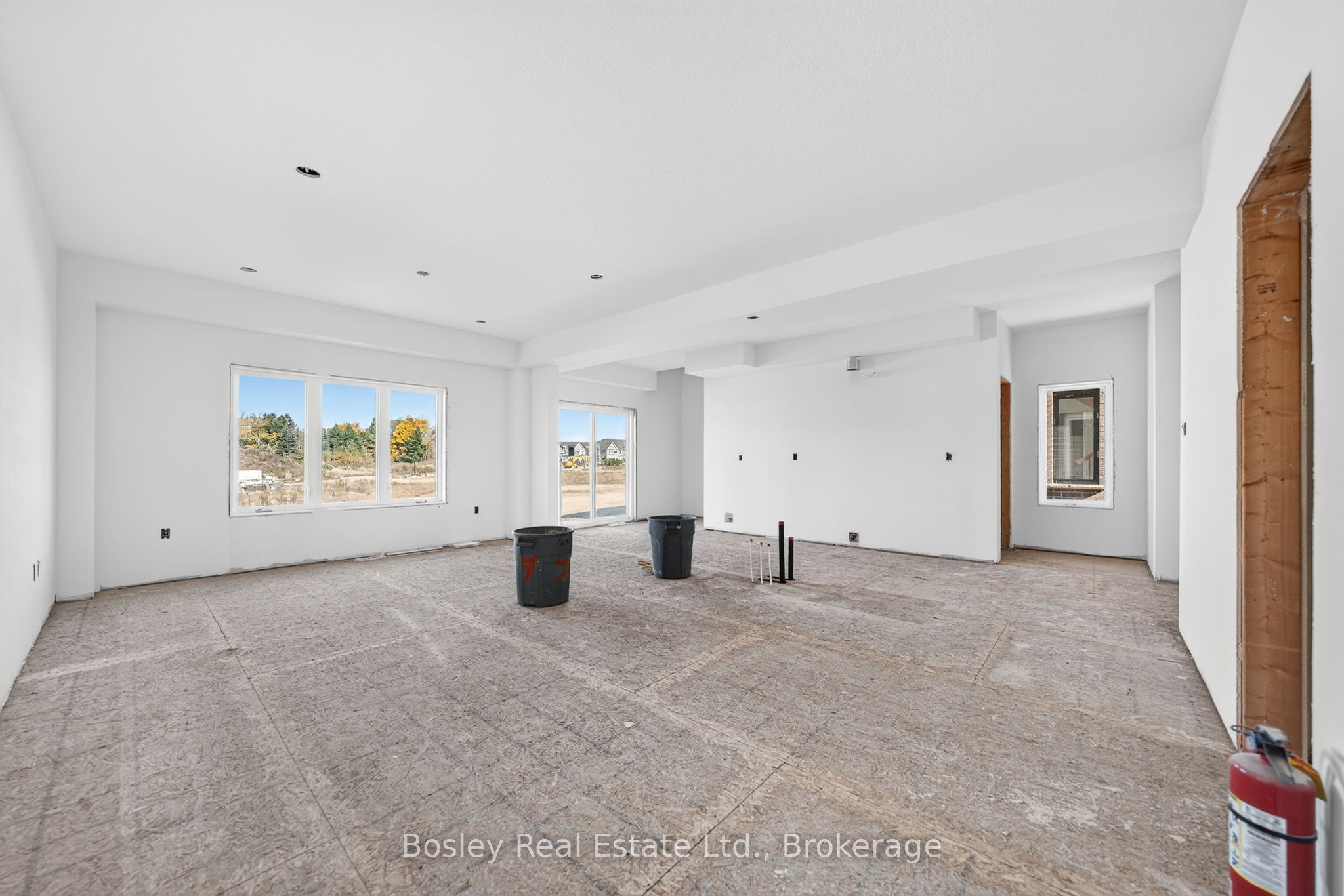 74 Imrie Road Property Photo 8