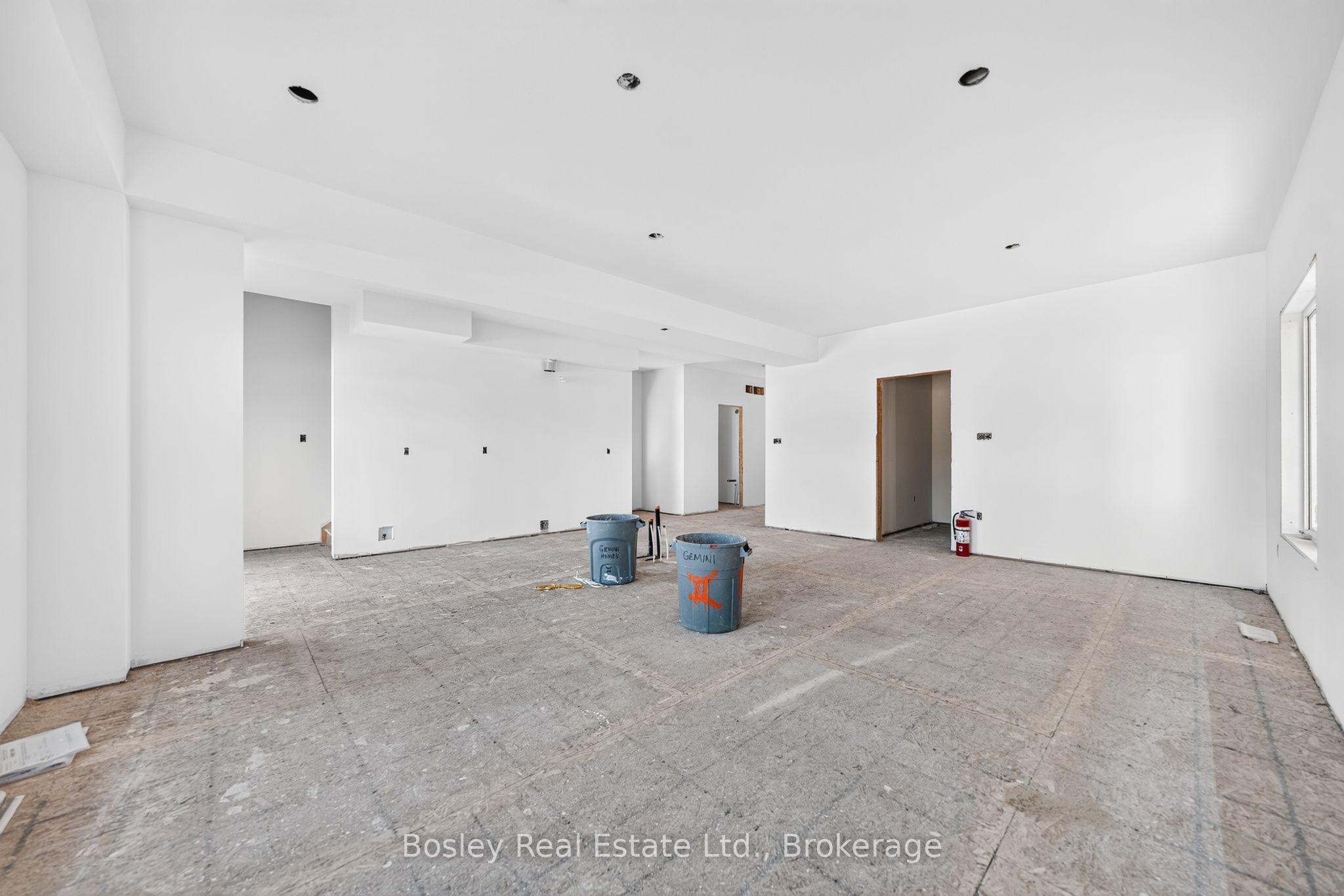 74 Imrie Road Property Photo 9