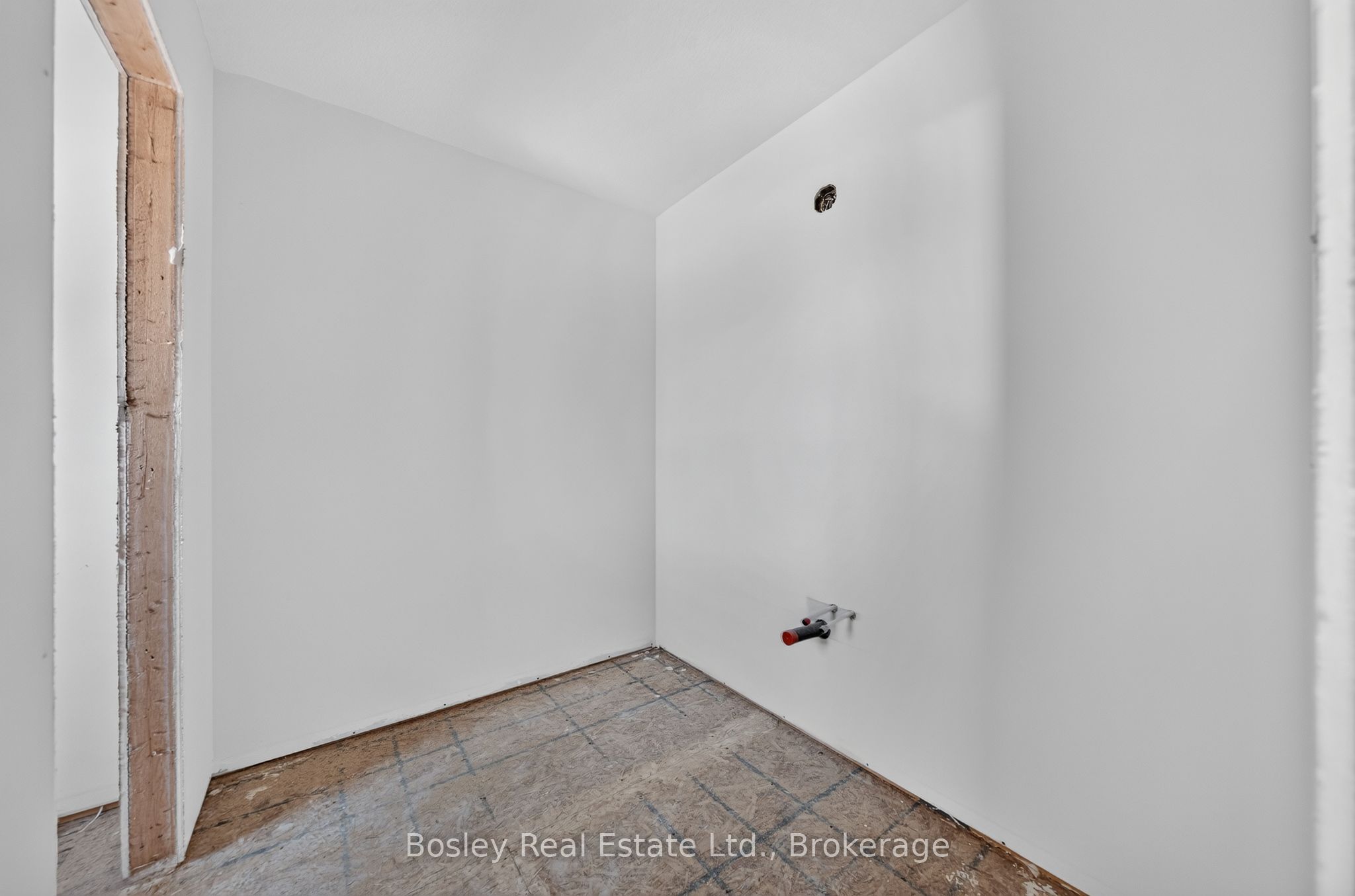74 Imrie Road Property Photo 17