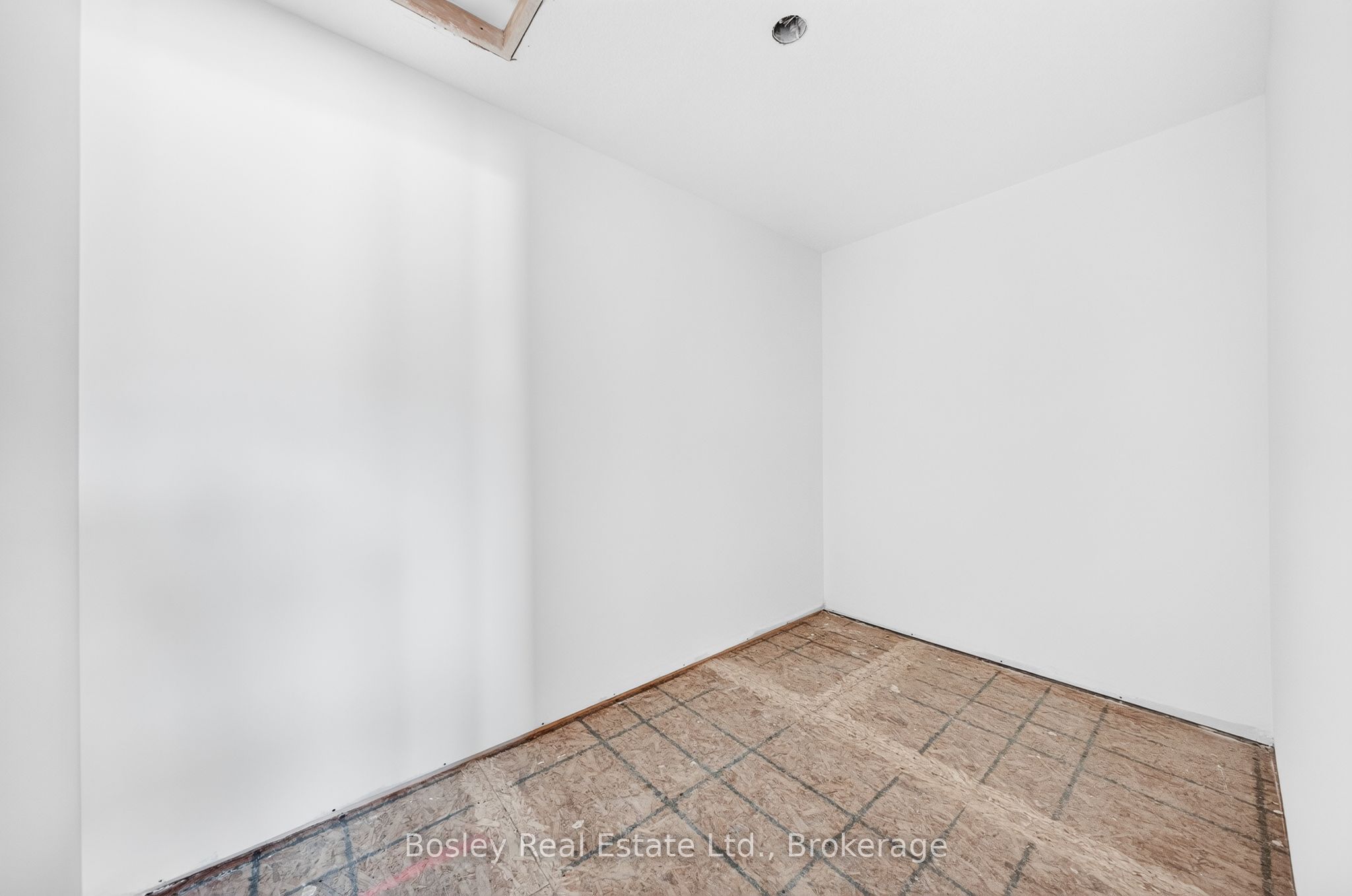 74 Imrie Road Property Photo 20