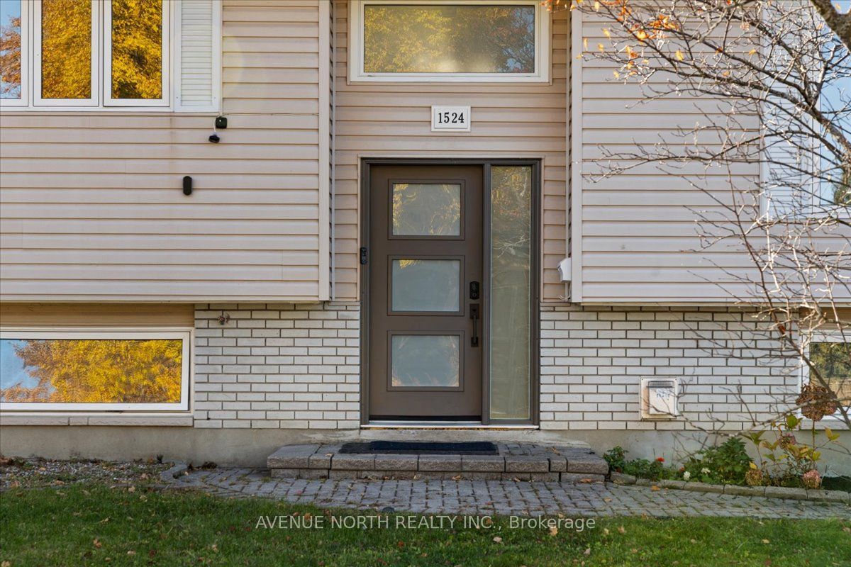 1524 Beaconfield Street Property Photo 3