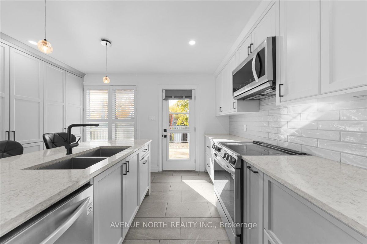 1524 Beaconfield Street Property Photo 8