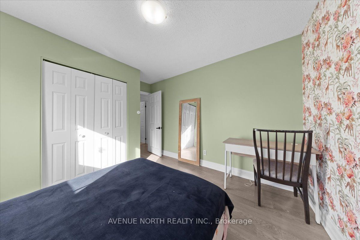 1524 Beaconfield Street Property Photo 18