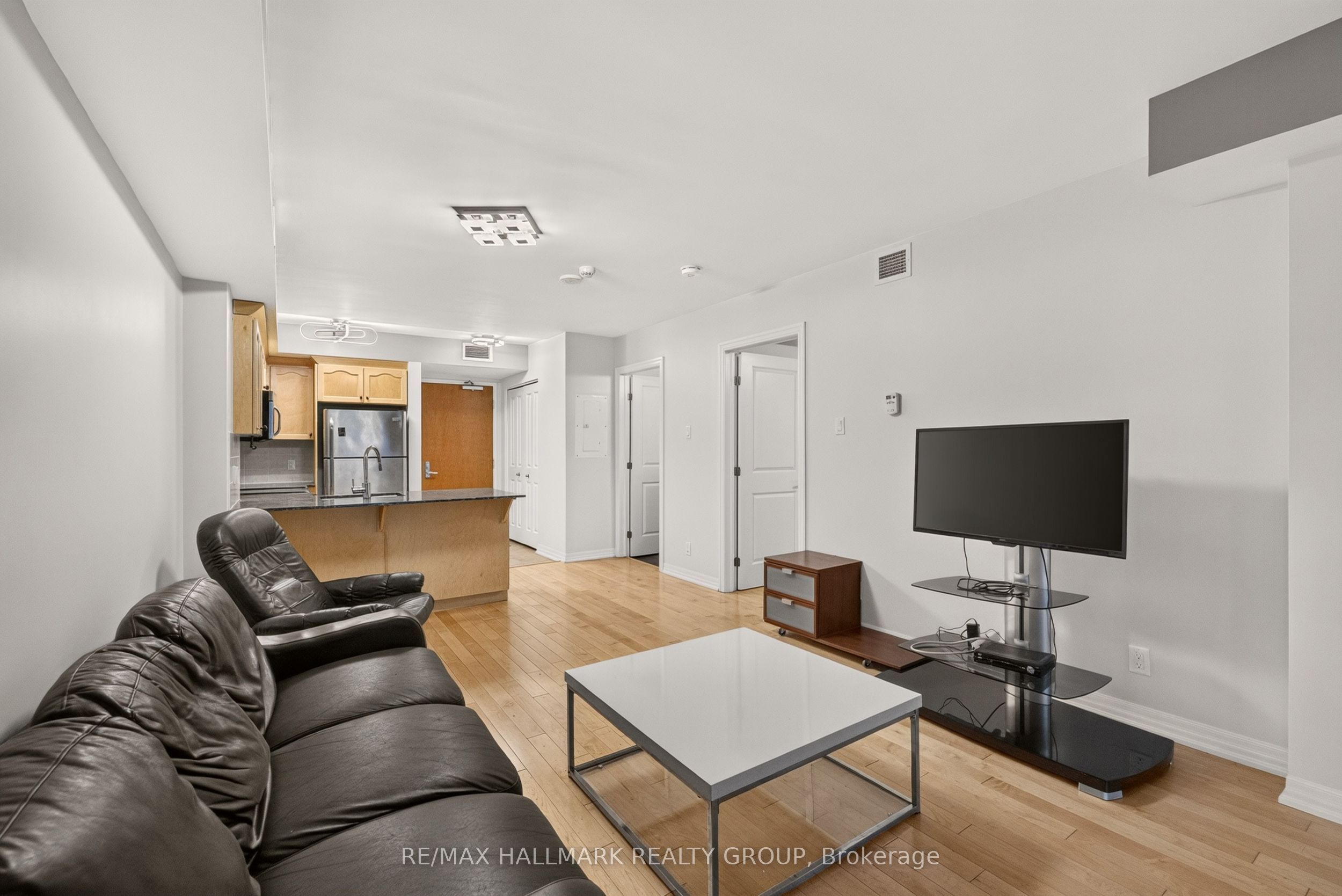 242 Rideau Street 506 Property Photo 10