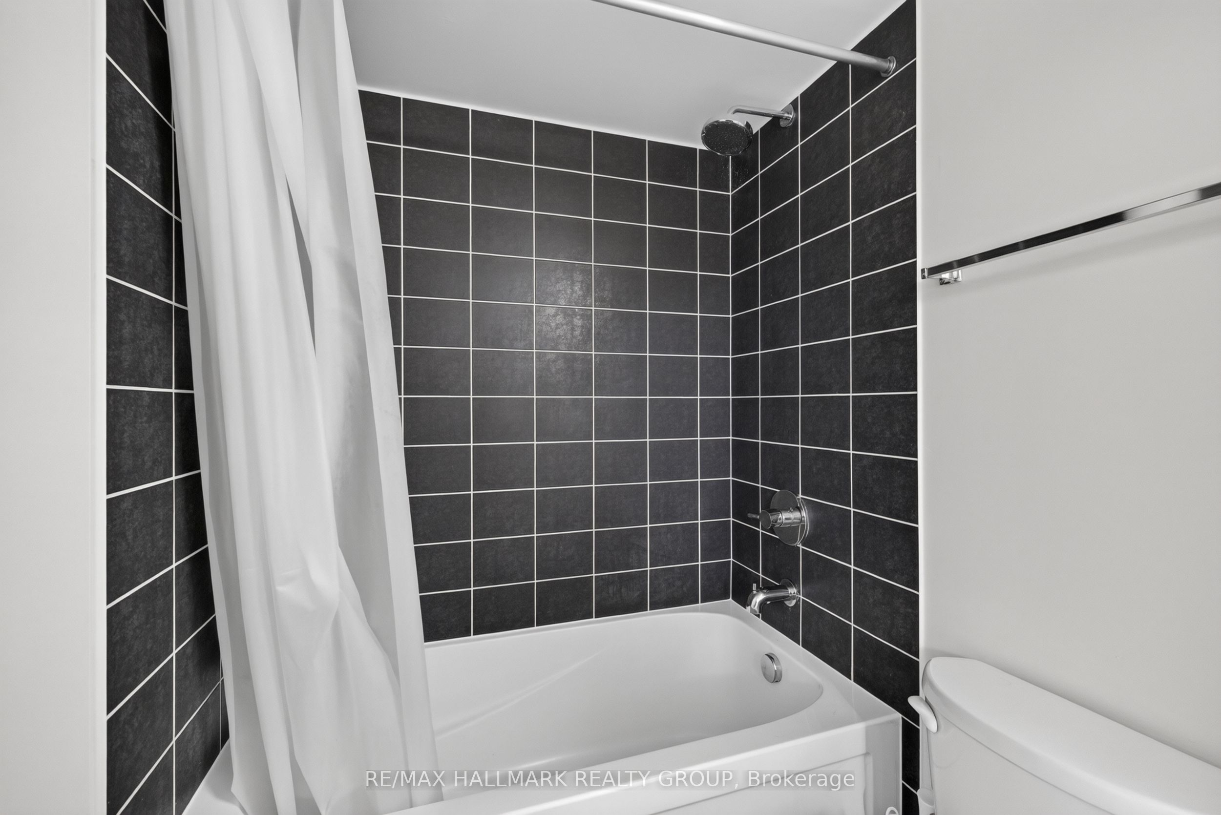 242 Rideau Street 506 Property Photo 14