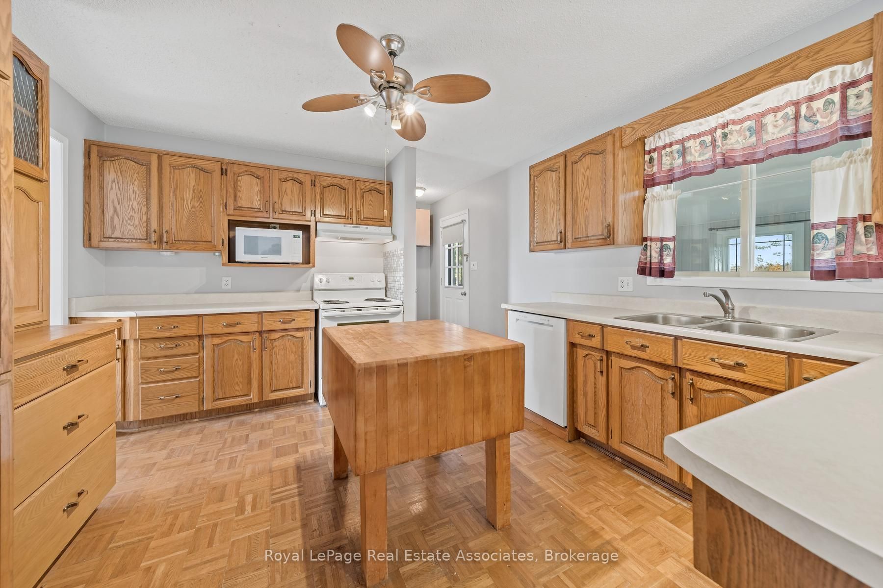 585349 County Road 17 Property Photo 18