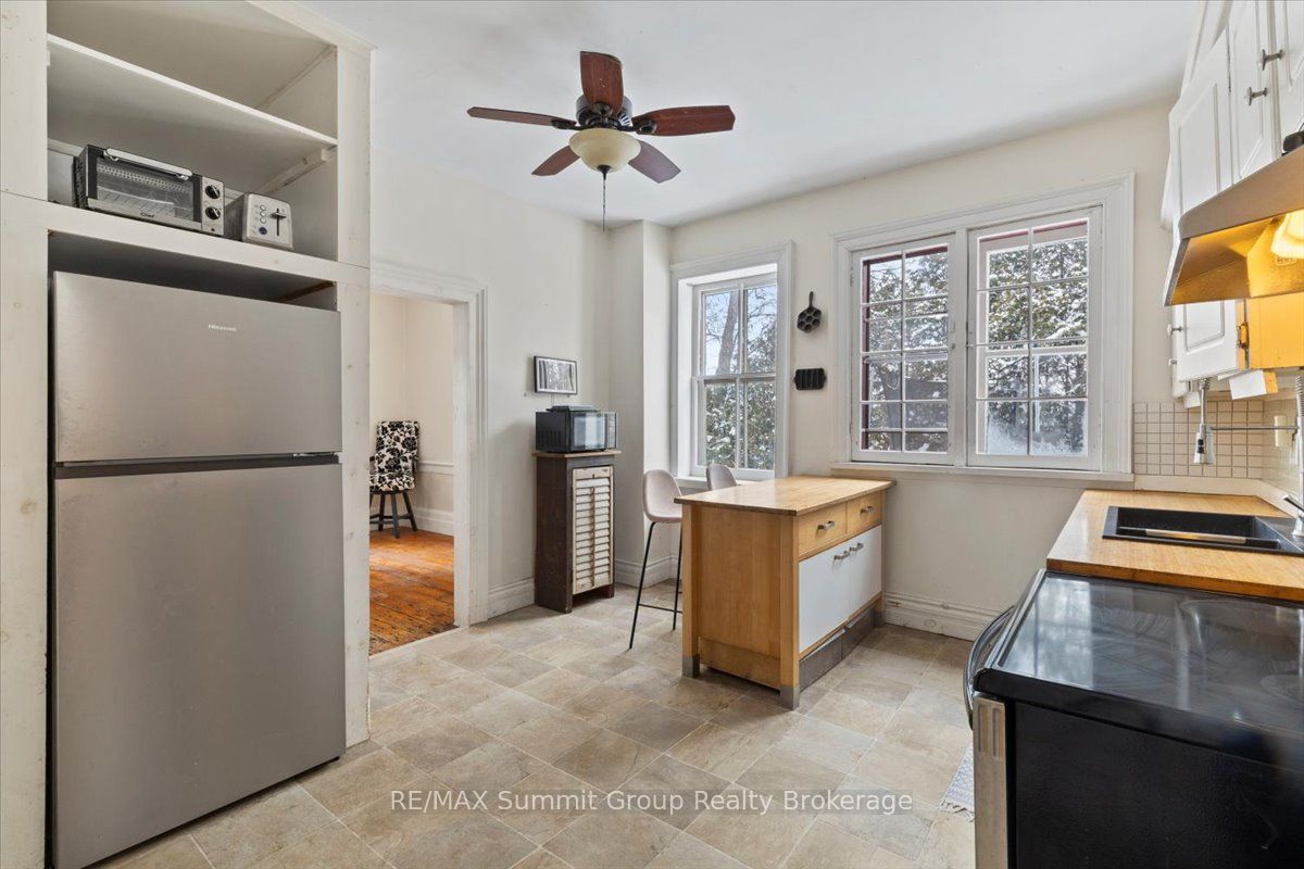 13 Collingwood Street Property Photo 7