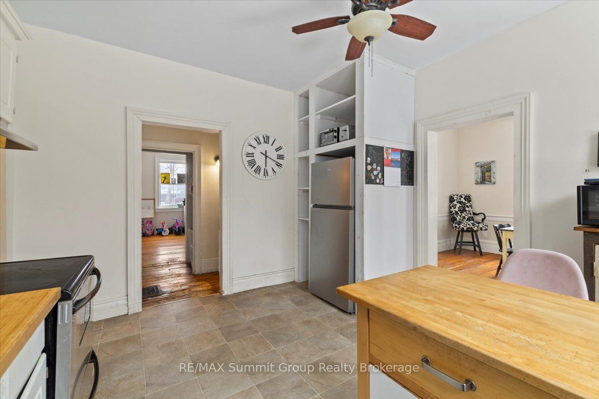 13 Collingwood Street Property Photo 8