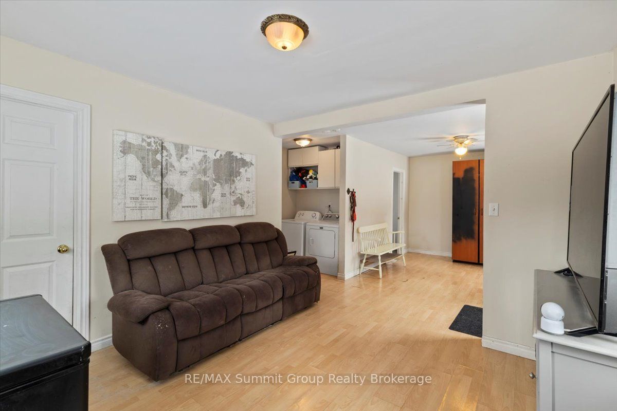 13 Collingwood Street Property Photo 14