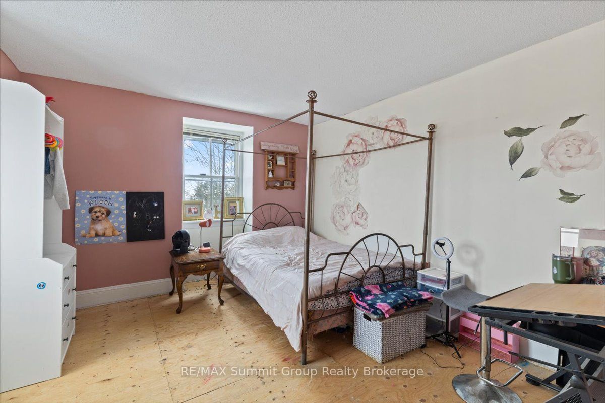 13 Collingwood Street Property Photo 20