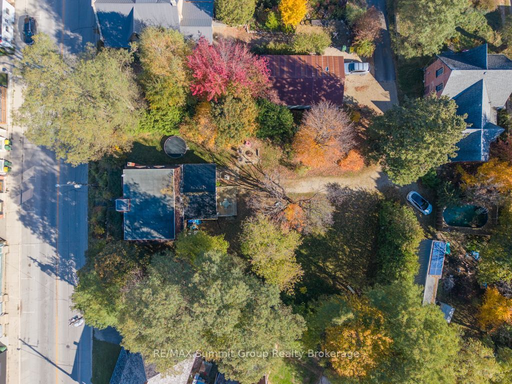 13 Collingwood Street Property Photo 31
