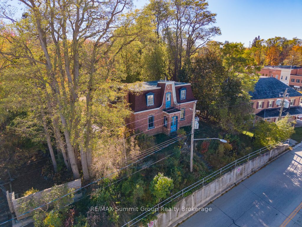 13 Collingwood Street Property Photo 33