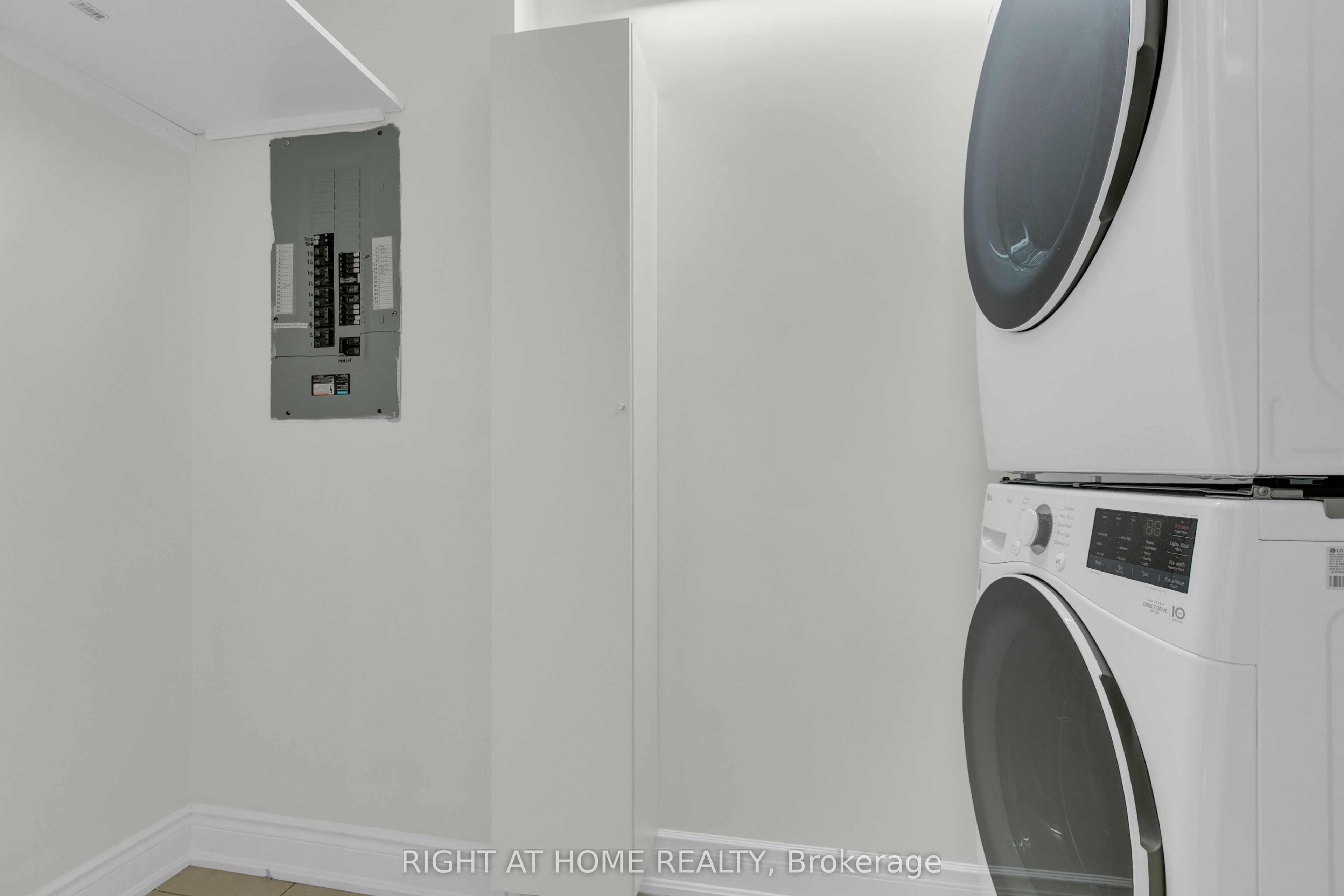 100 Inlet Private 1506 Property Photo 21