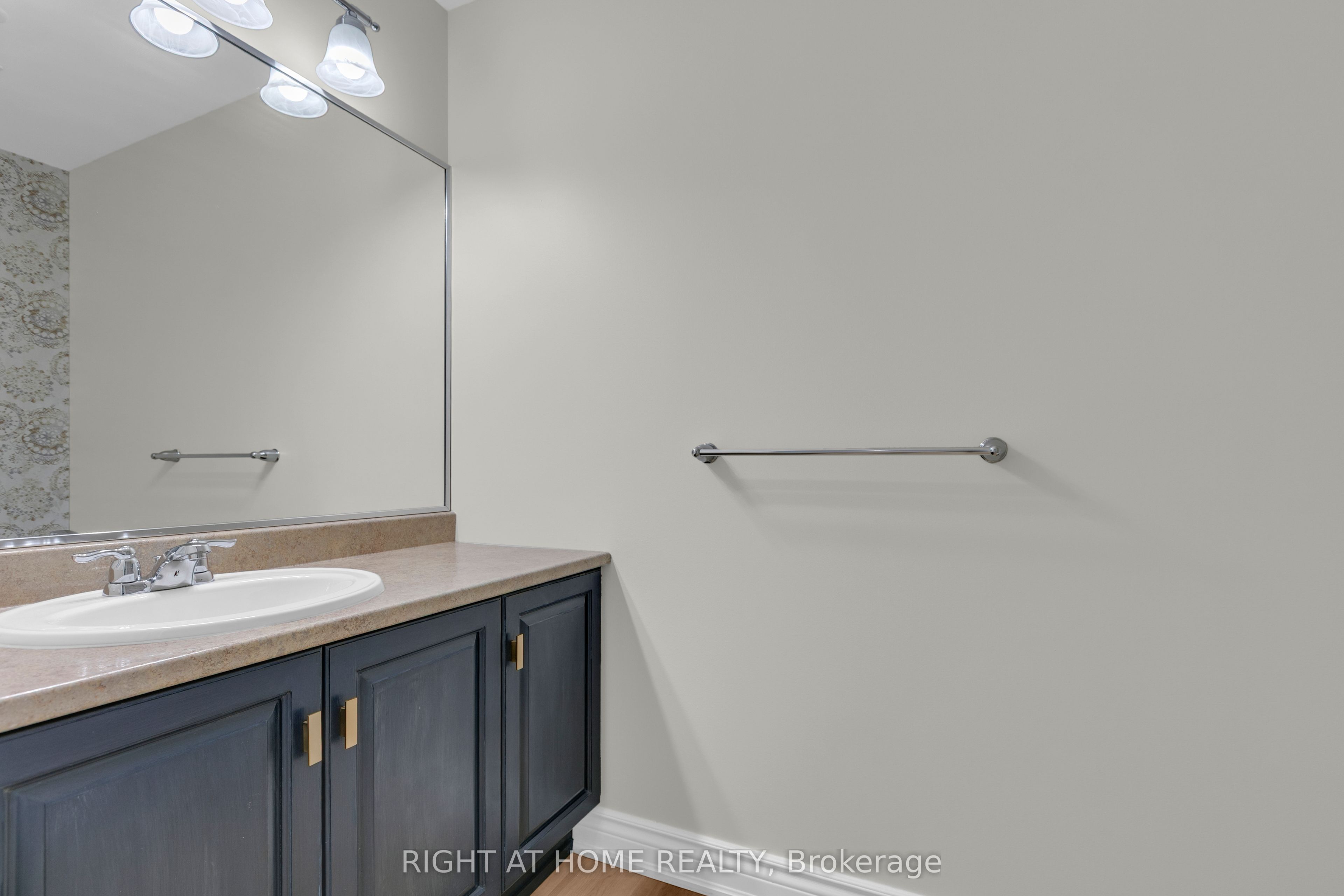 100 Inlet Private 1506 Property Photo 24