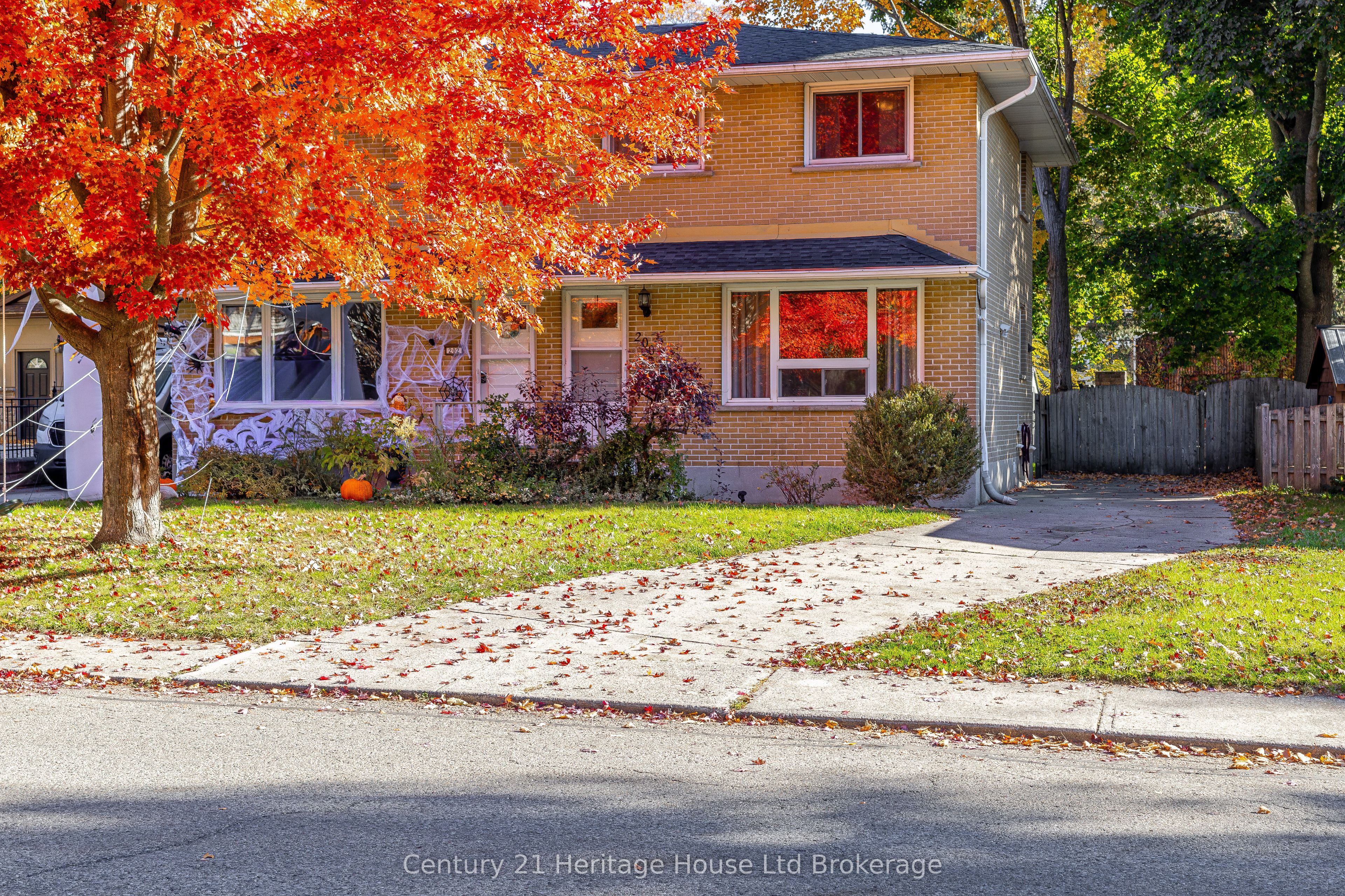 200 Delatre Street Property Photo 1