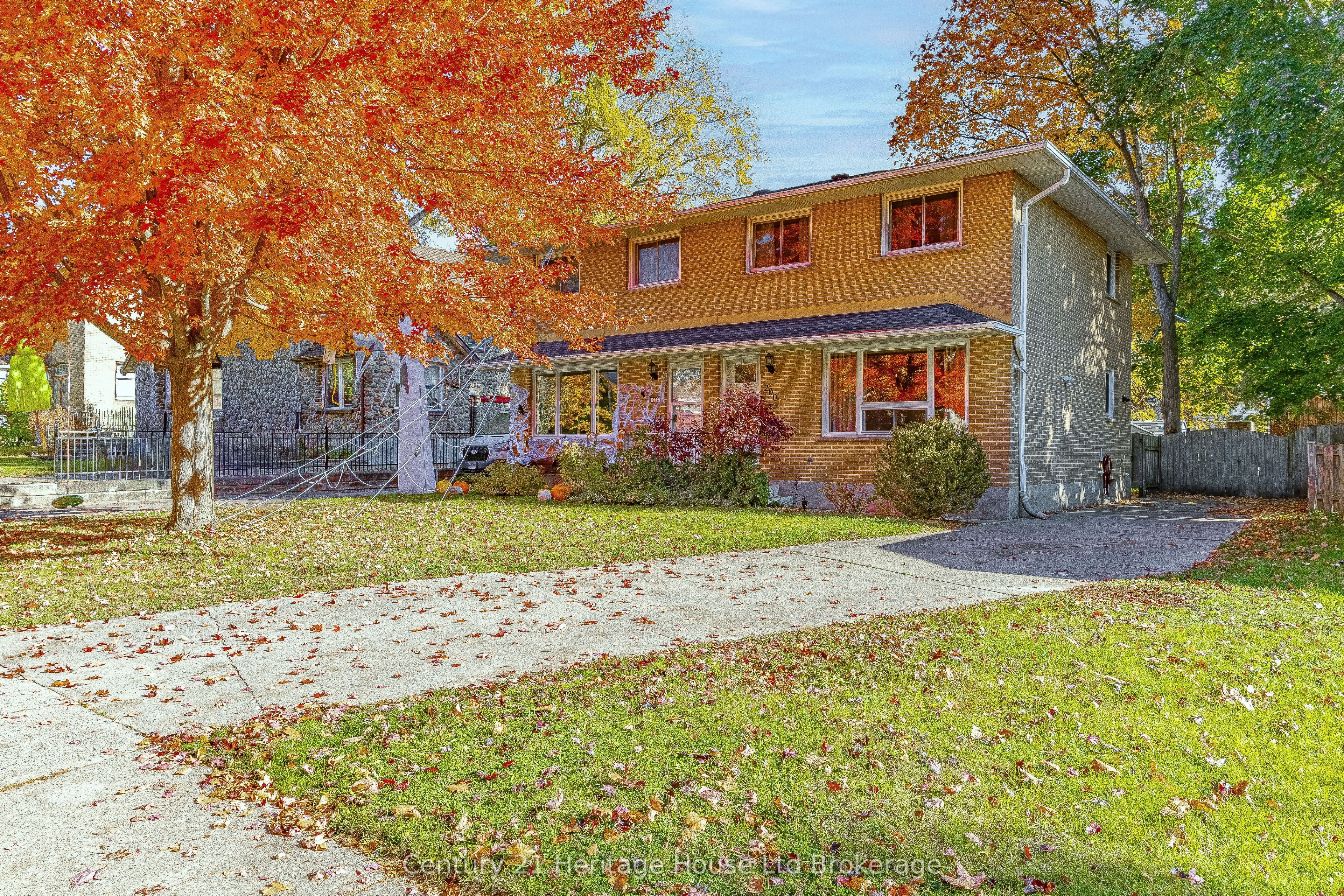 200 Delatre Street Property Photo 3