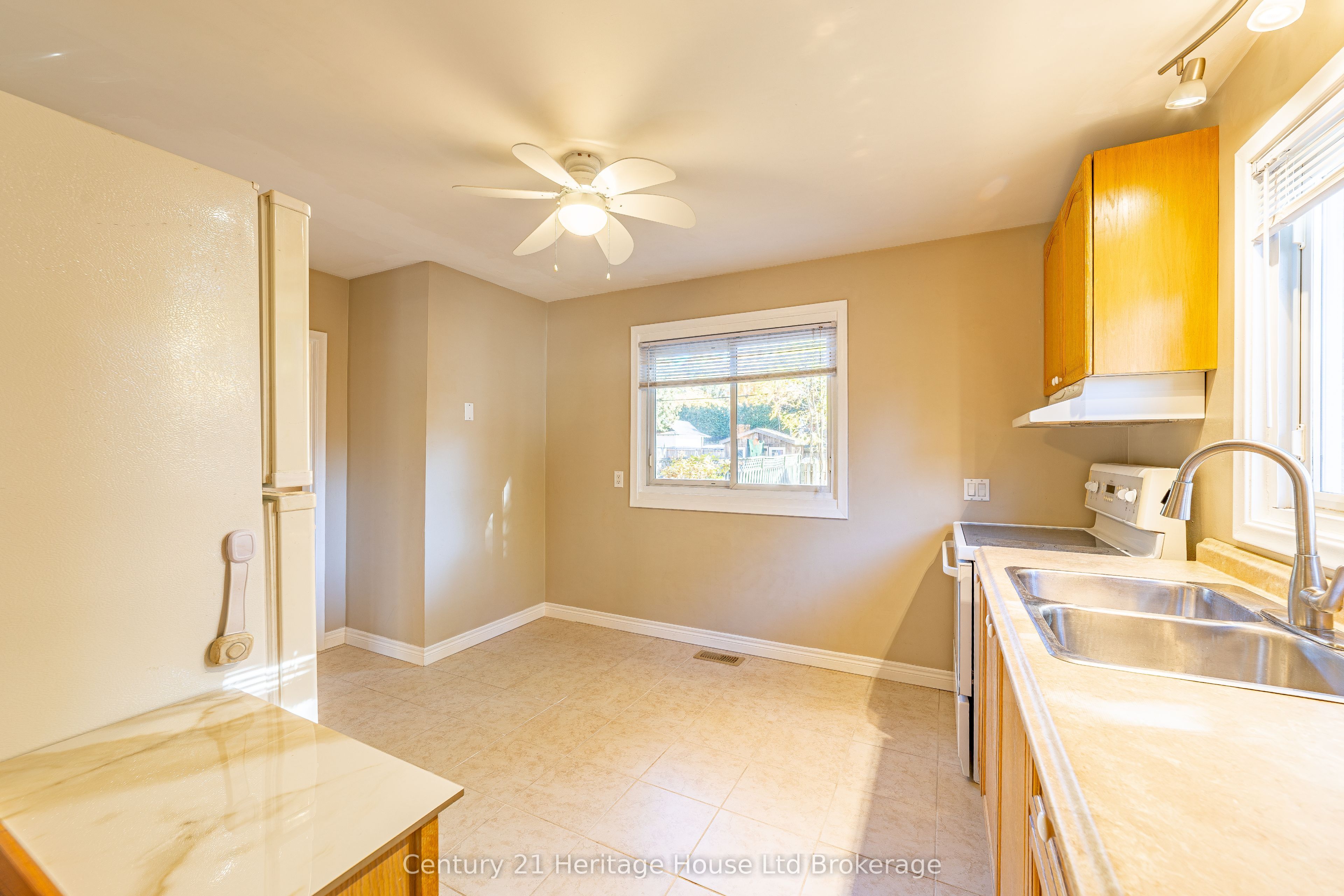 200 Delatre Street Property Photo 13