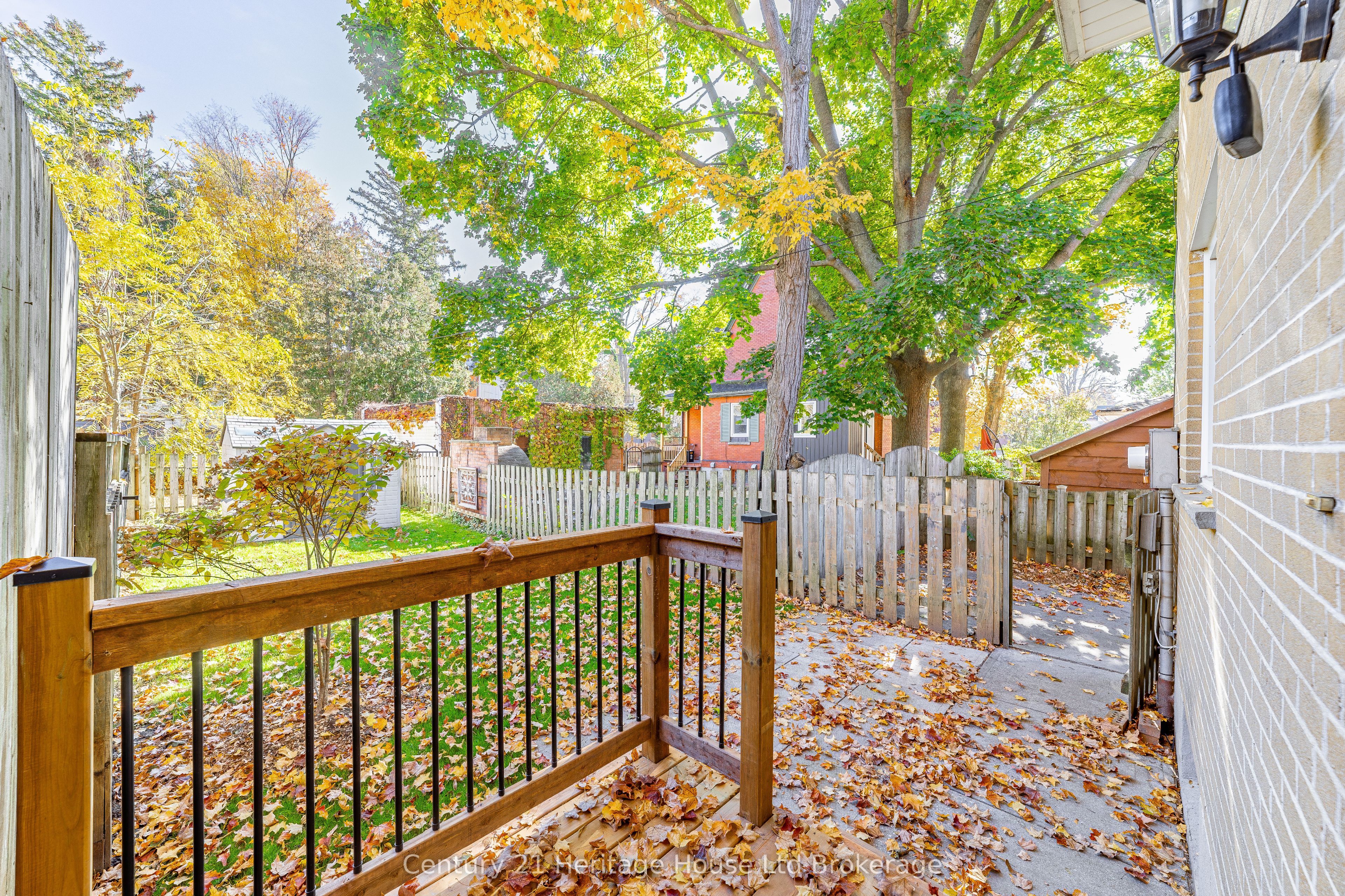 200 Delatre Street Property Photo 32