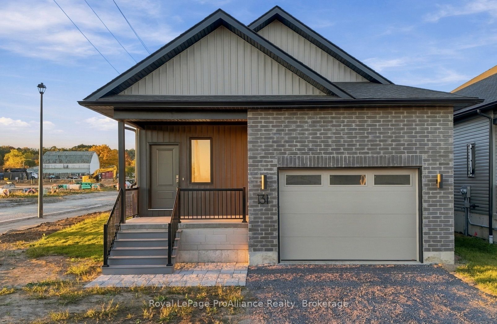 131 Royal Gala Drive Property Photo 1
