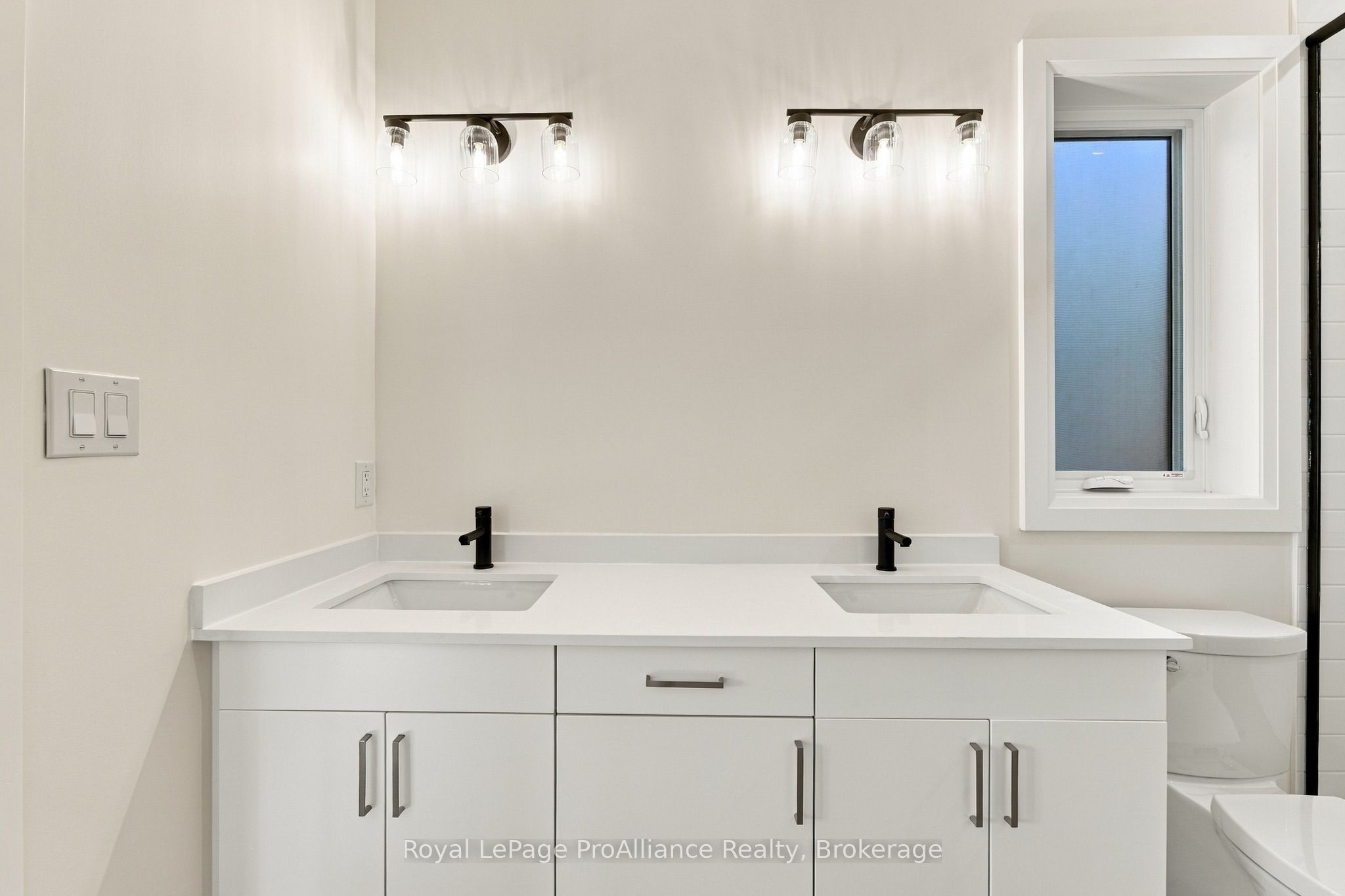 131 Royal Gala Drive Property Photo 29