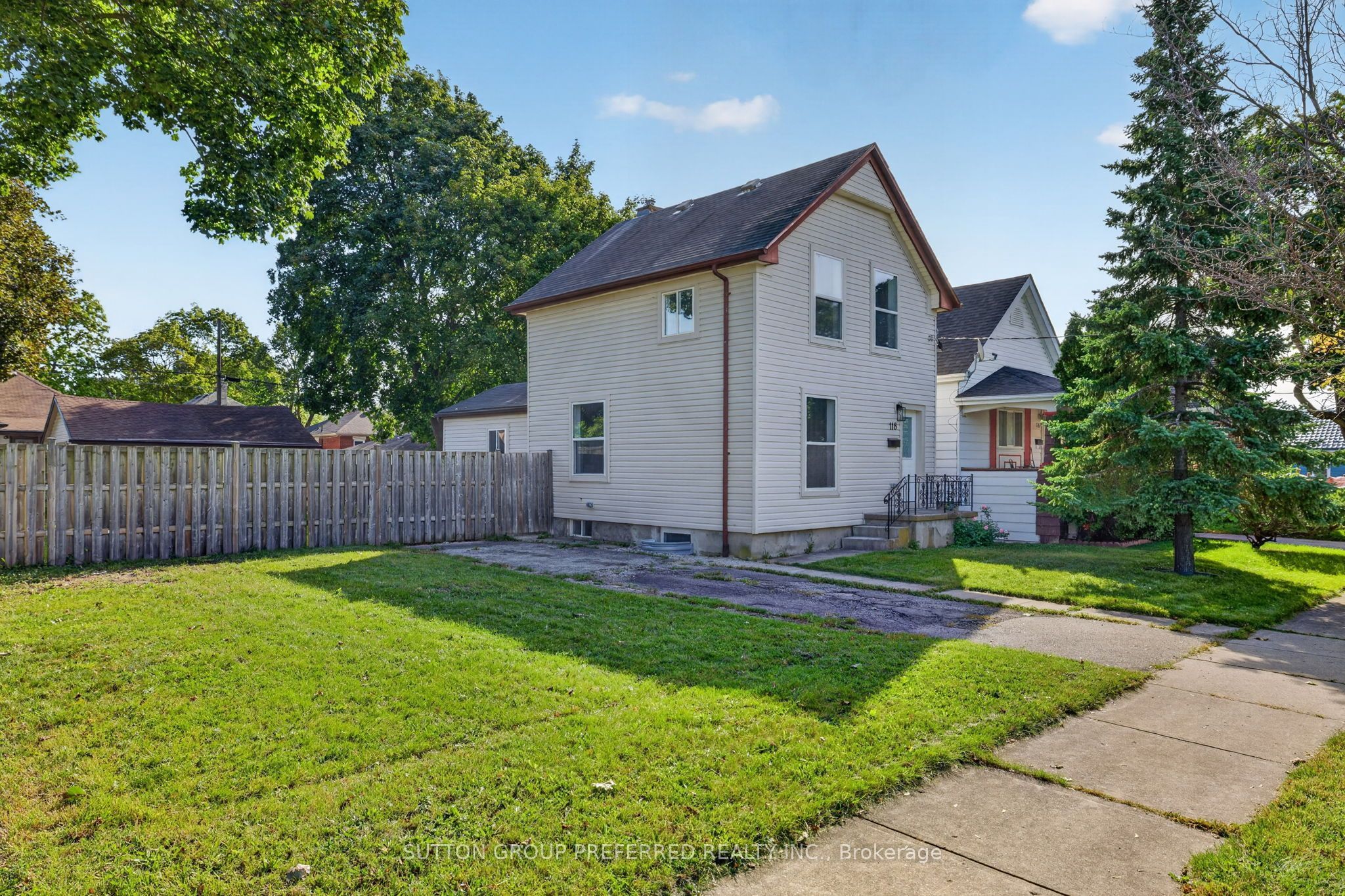 118 Delaware Street Property Photo 4