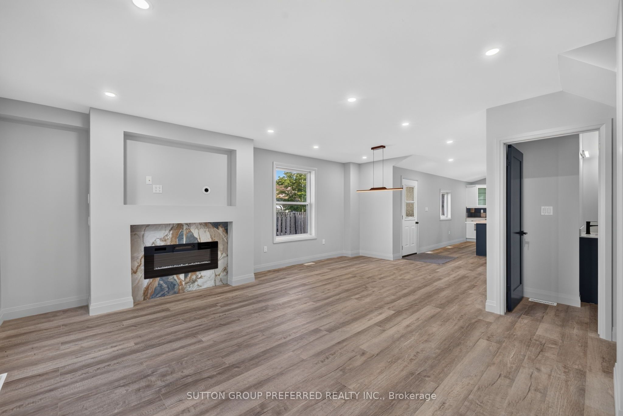 118 Delaware Street Property Photo 9