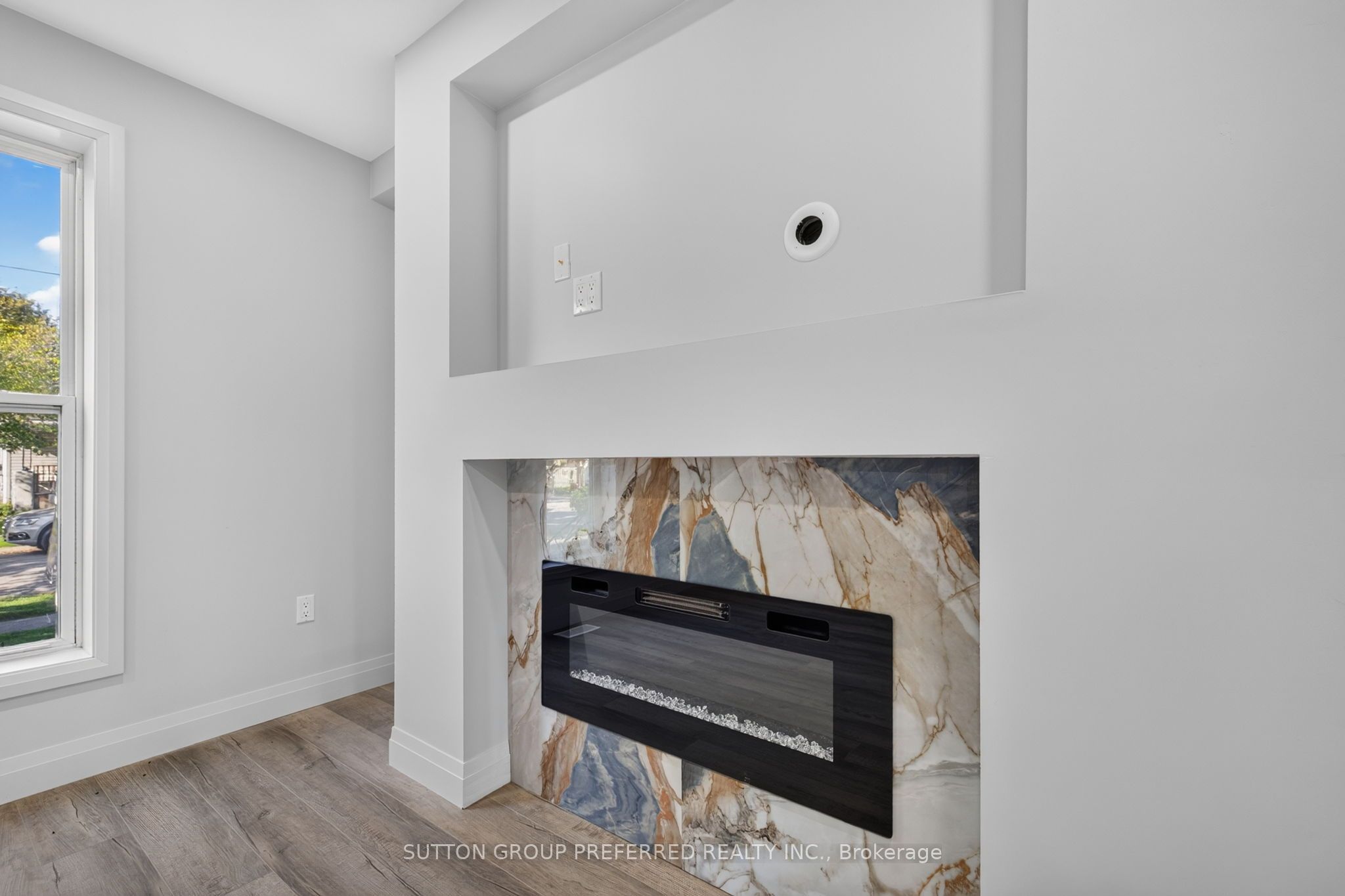 118 Delaware Street Property Photo 21
