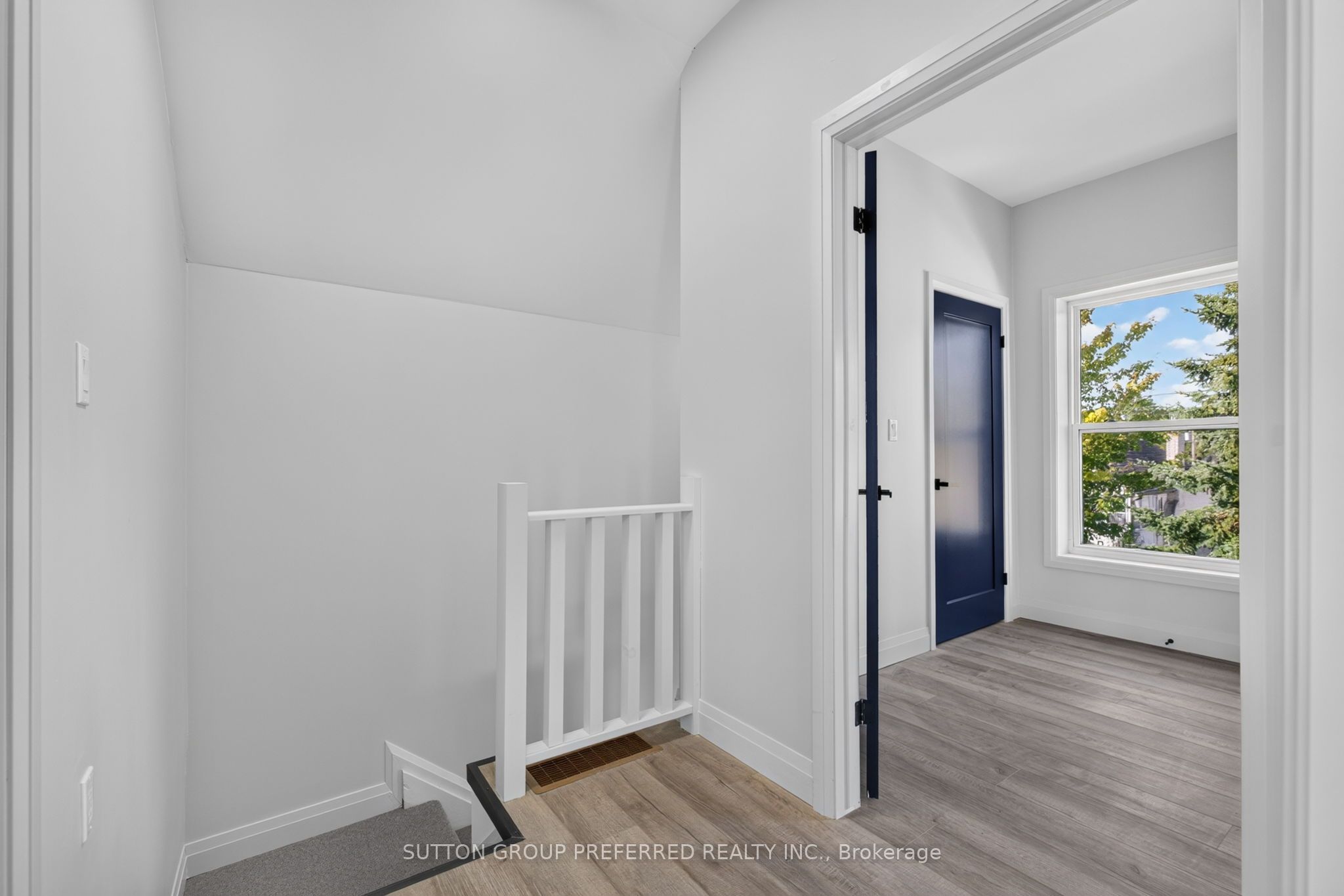 118 Delaware Street Property Photo 28