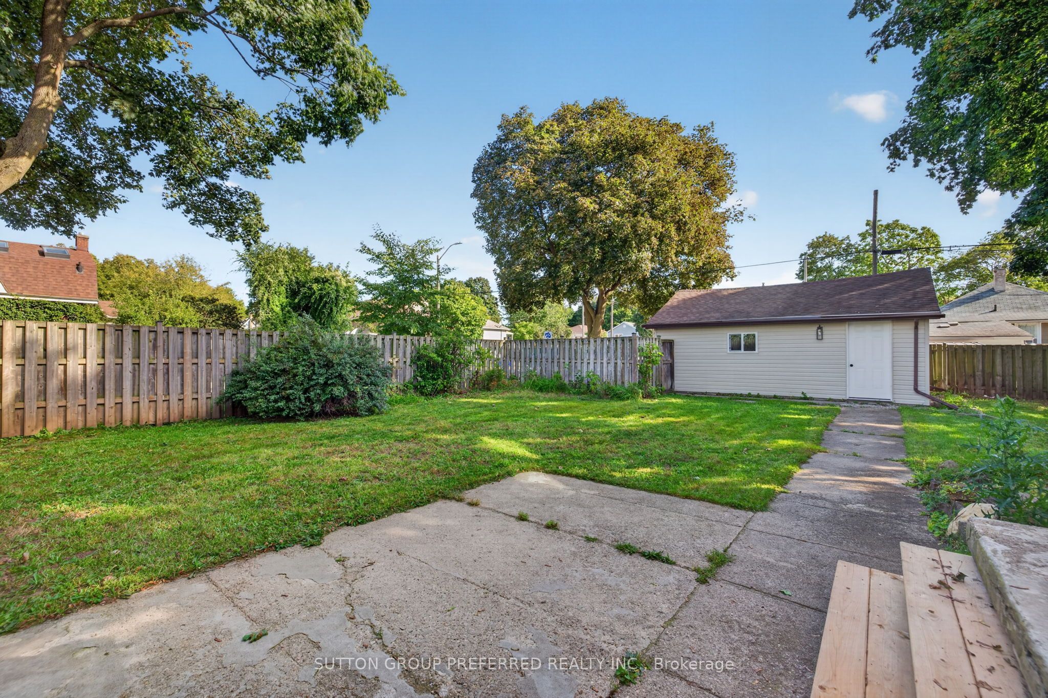 118 Delaware Street Property Photo 36