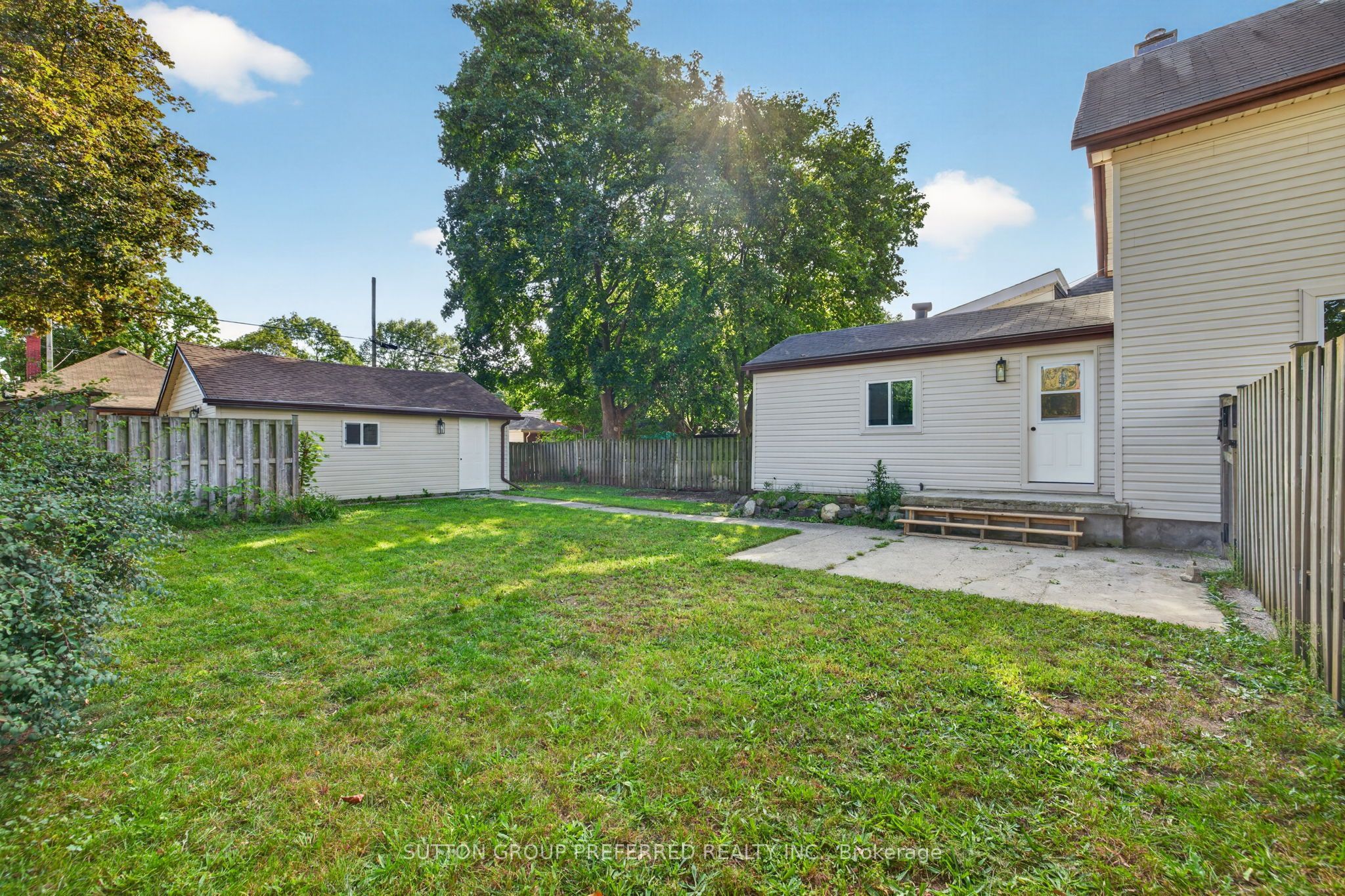 118 Delaware Street Property Photo 37