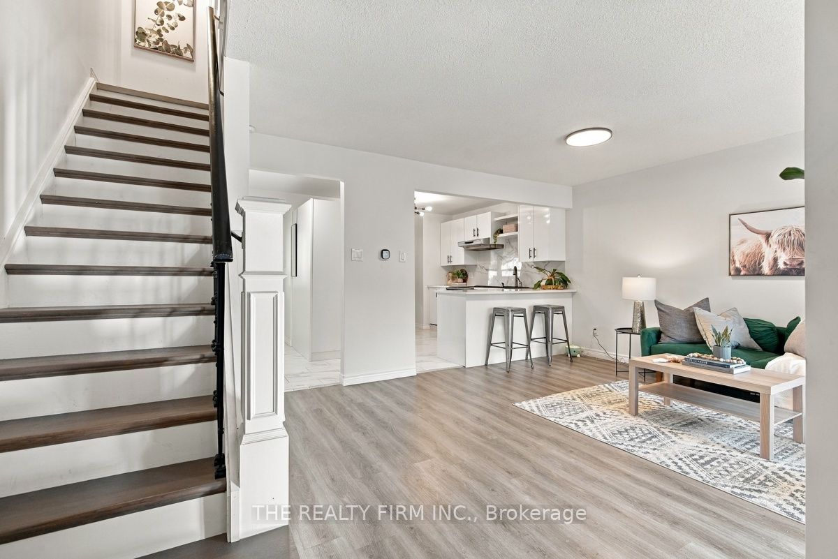 628 Wharncliffe Road S 9 Property Photo 8