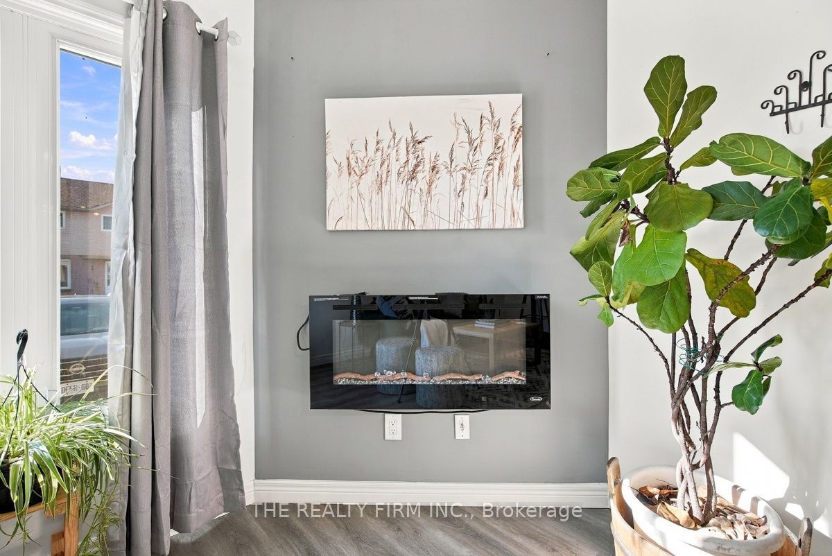 628 Wharncliffe Road S 9 Property Photo 14